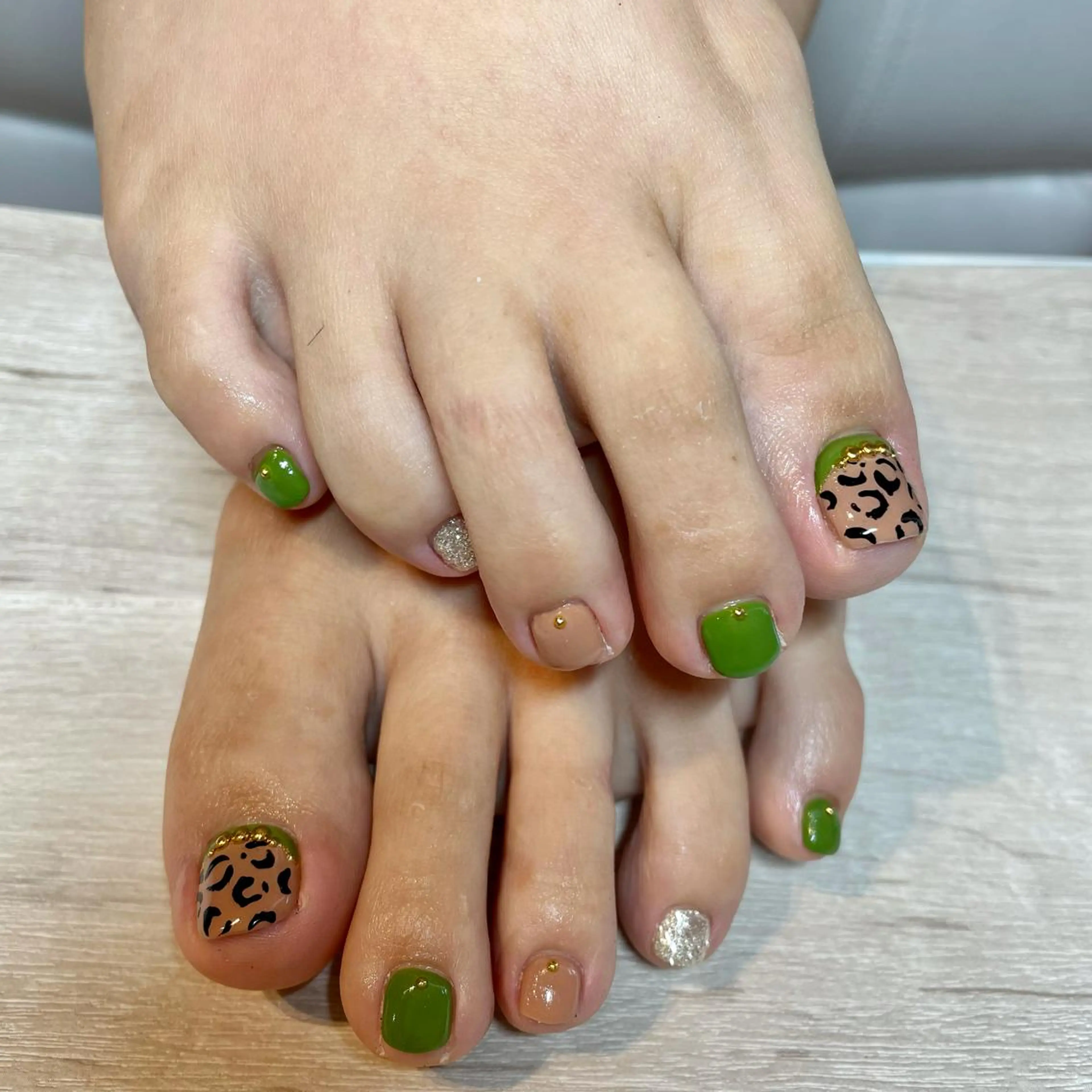 当店オフ込みFOOTオリジナルデザインネイル120分(他店オフ代別途追加)の写真