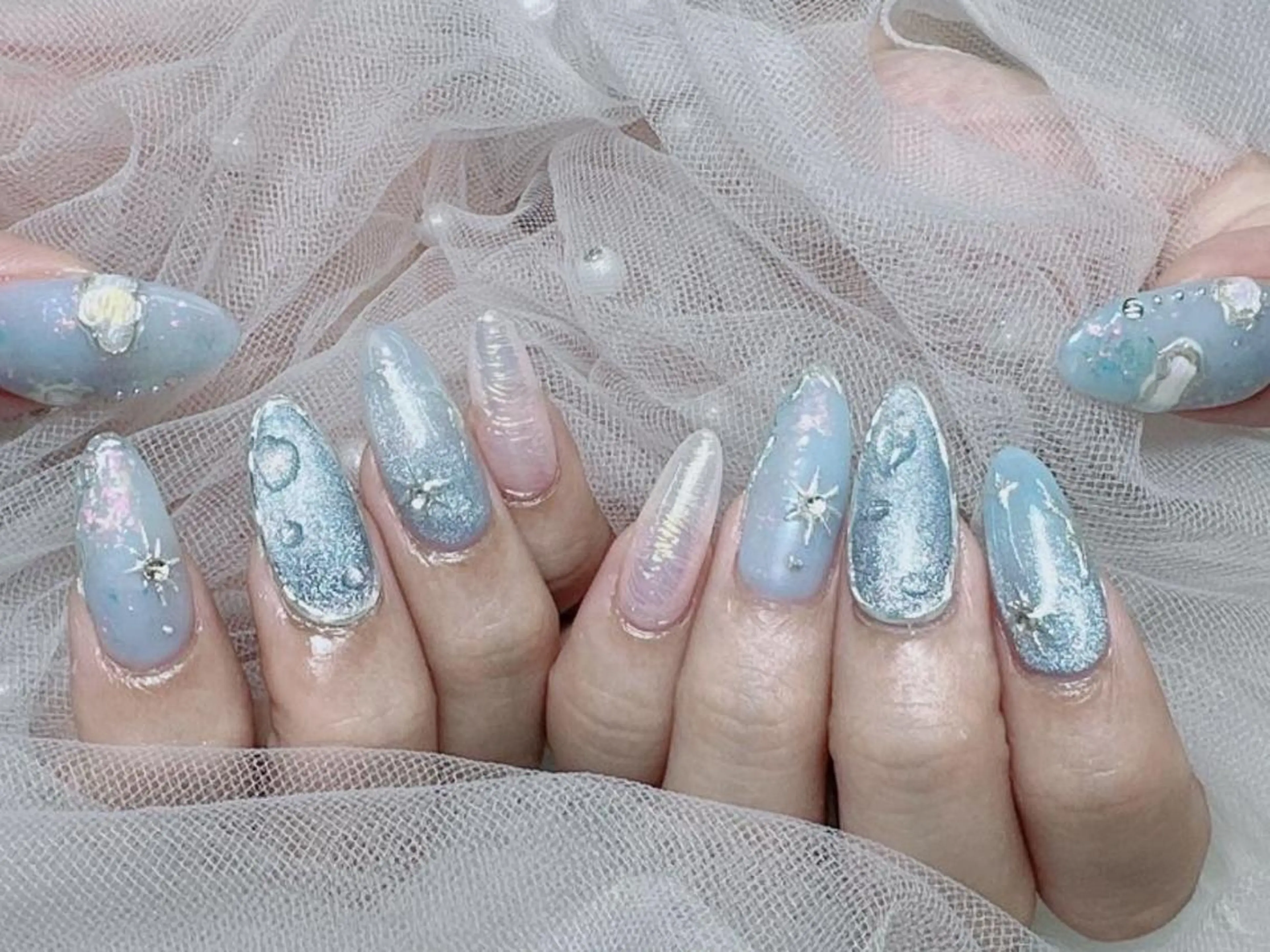 メンズ ネイル アートネイル フレンチネイル ジェルネイル キラキラネイル パラジェル ハンドネイル フットネイル Bloom kabukiのネイルデザイン