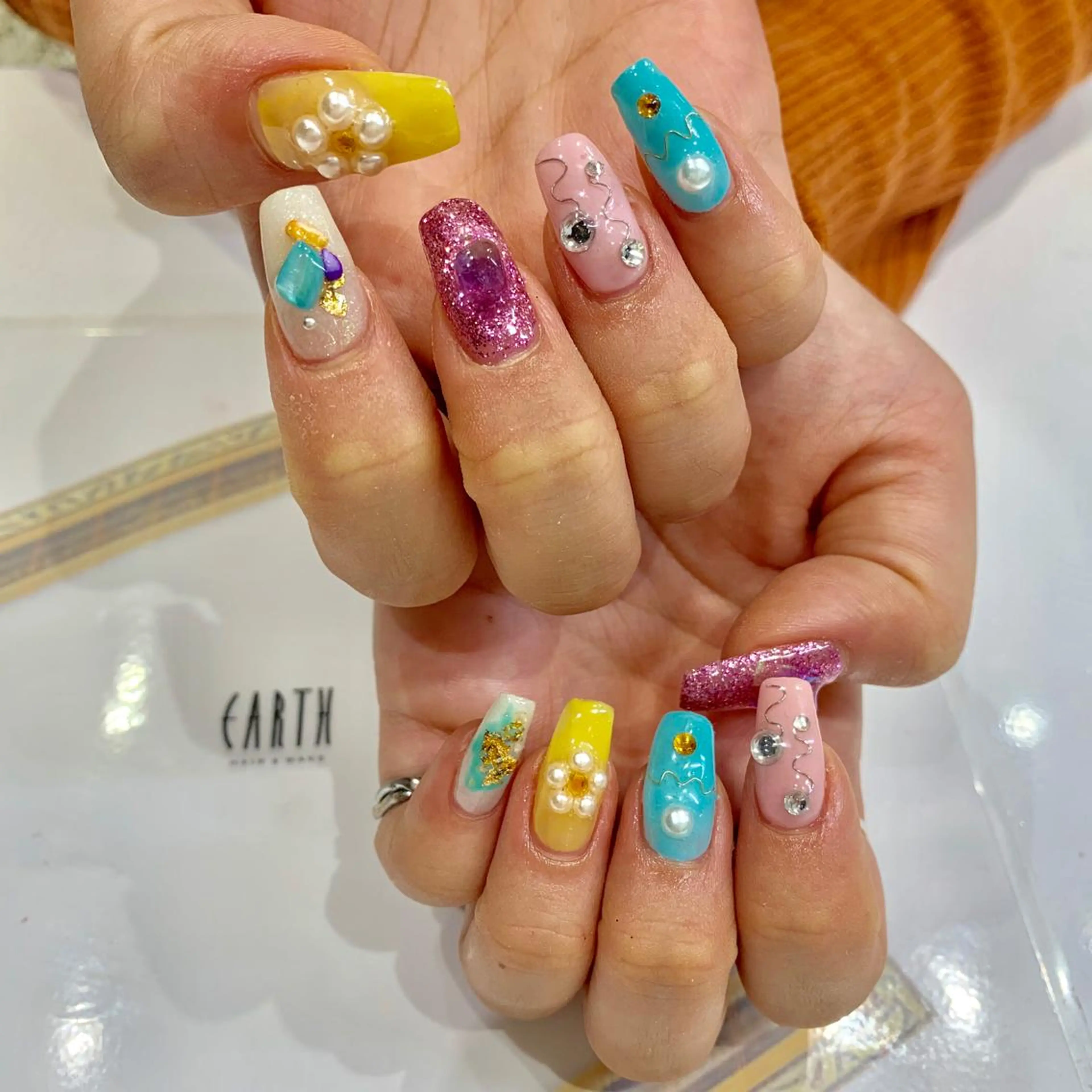 ネイル ハンドネイル 佐藤 まりえのネイルデザイン