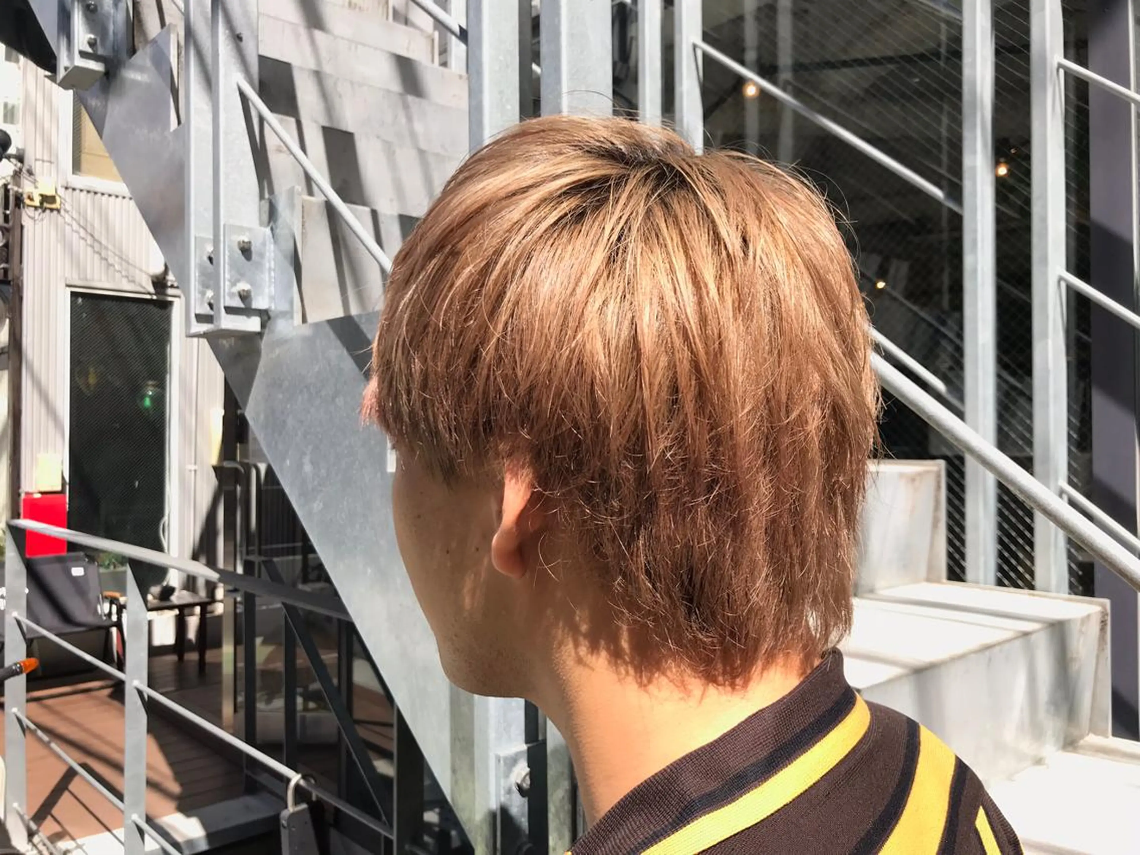 ショート カラー メンズ メンズブリーチ メンズハイトーン ブリーチ ブラウンカラー ハイトーンカラー CiNEMA daikanyama所属・透明感カラー🫧 今泉健太のヘアスタイル