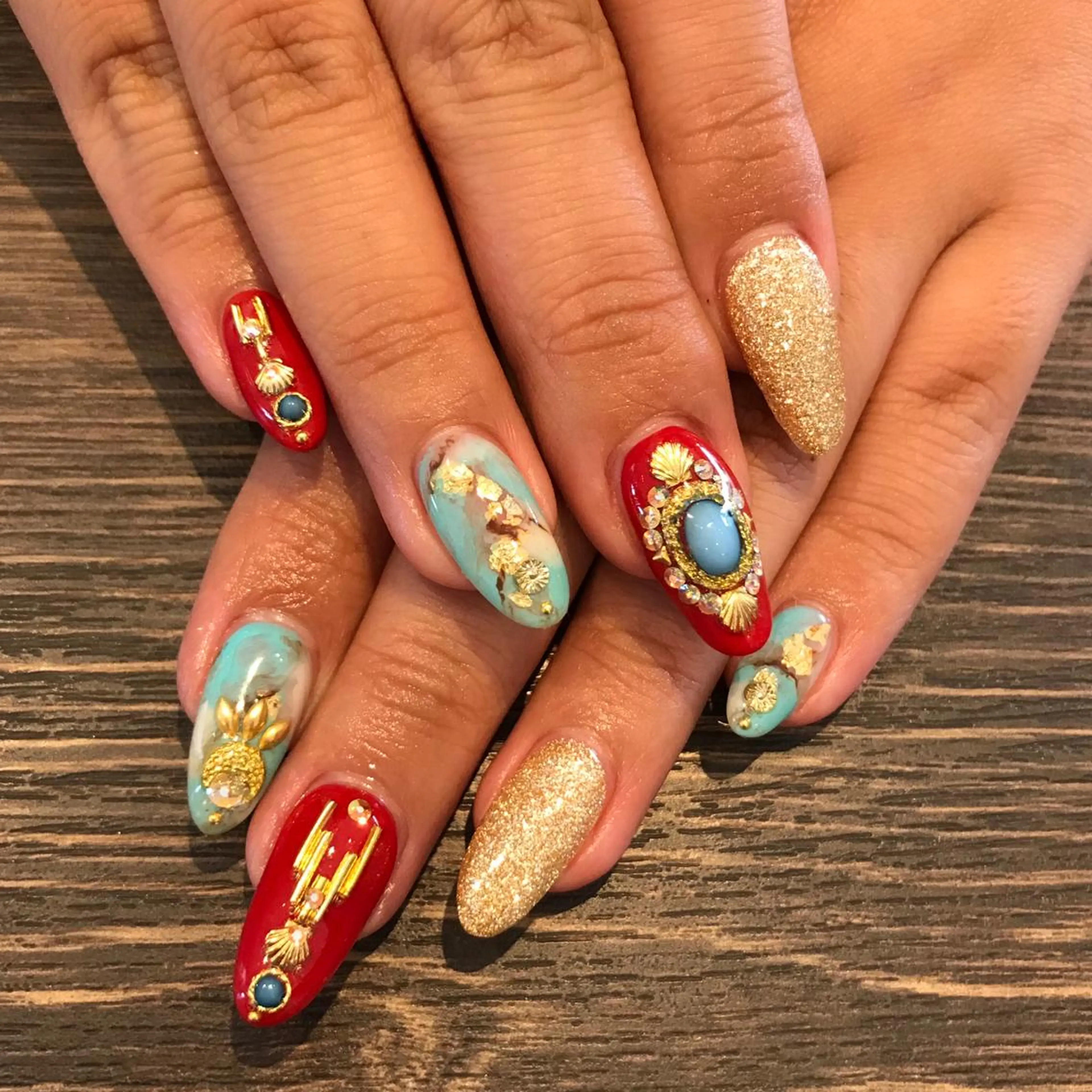 ネイル Risa　/ EARTH小山のネイルデザイン