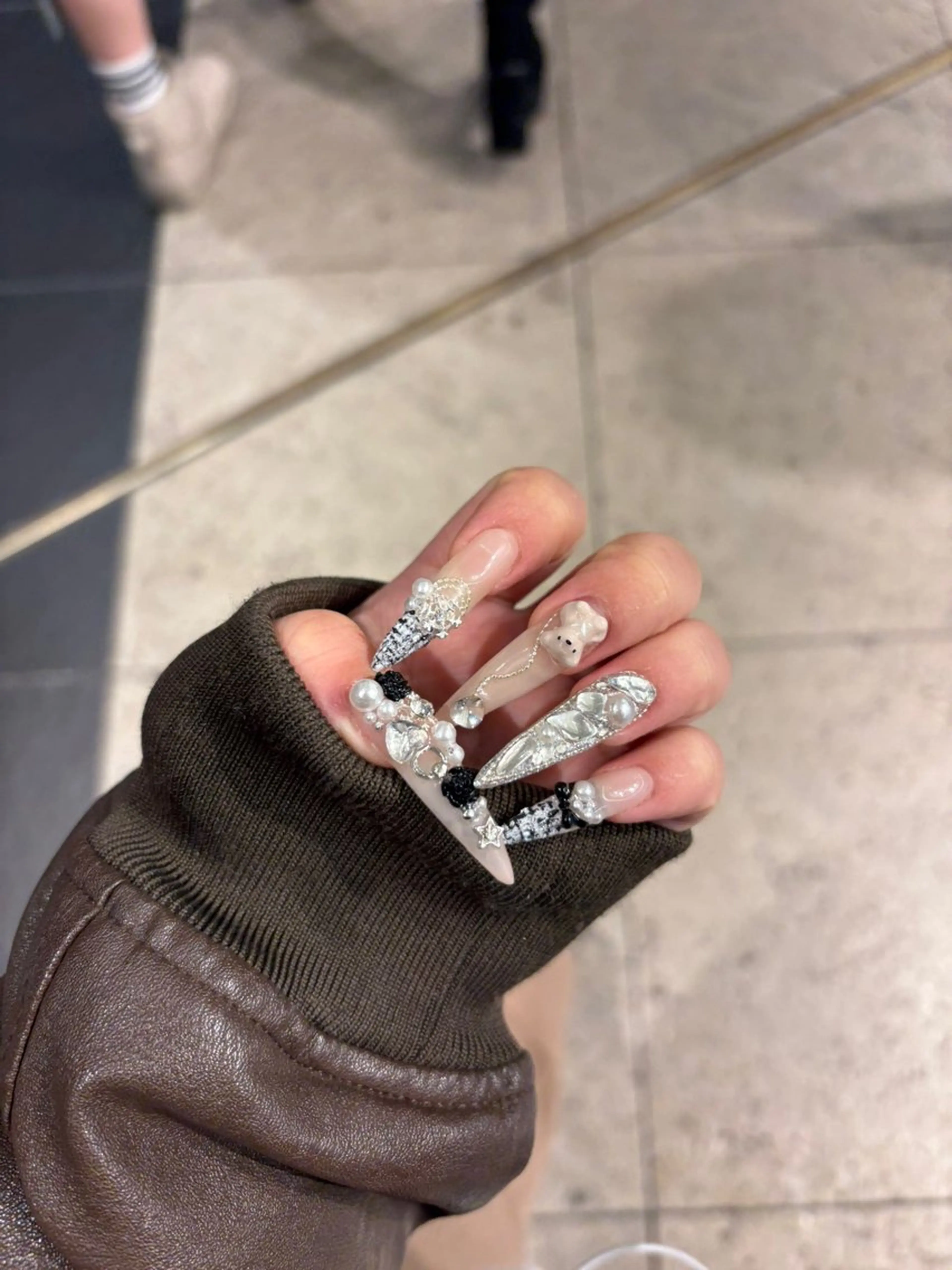 ネイル ハンドネイル SHION のネイルデザイン