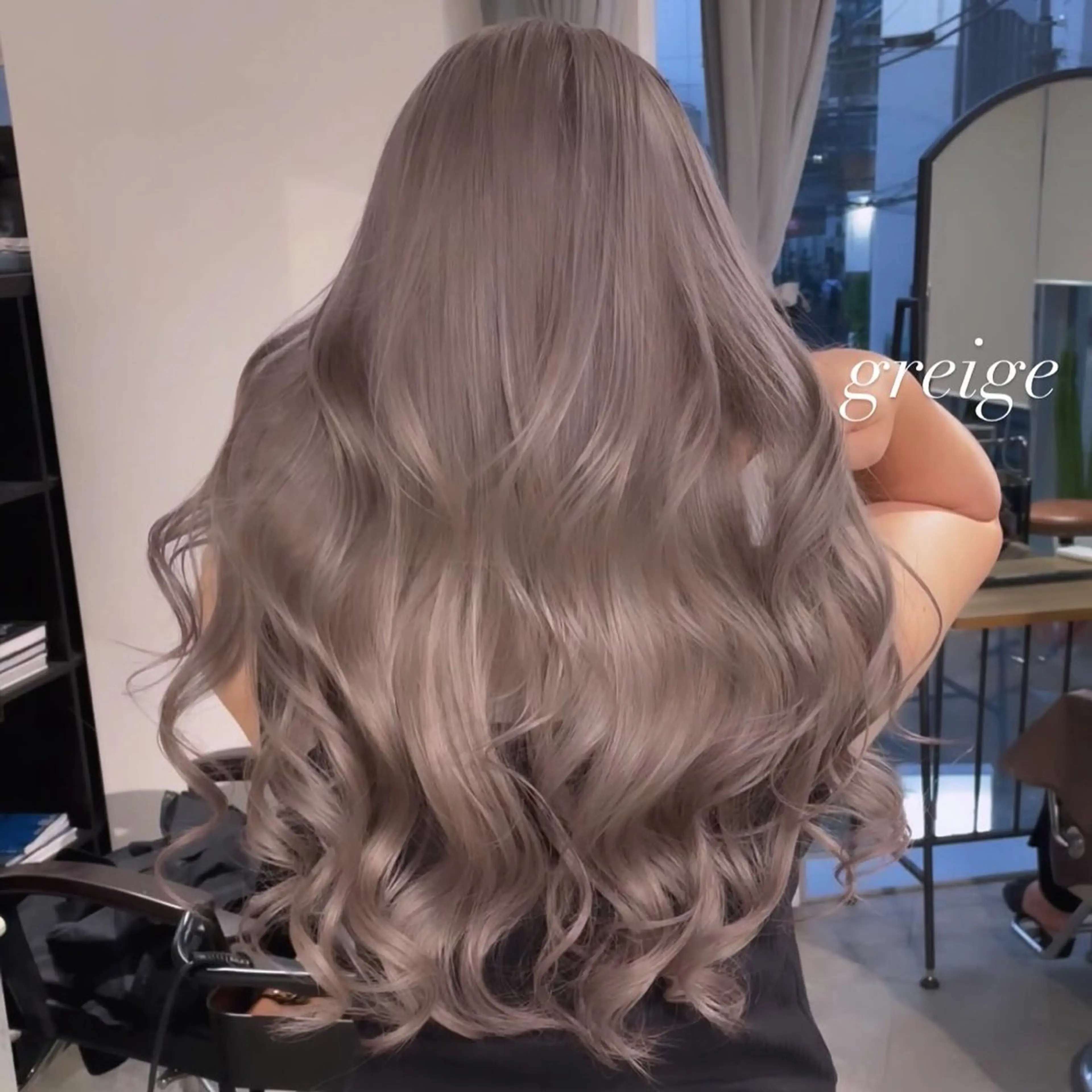 ロング カラー カット ヘアカラー トリートメント 💜ハイトーン💛 マジカルかいちゃんのヘアスタイル