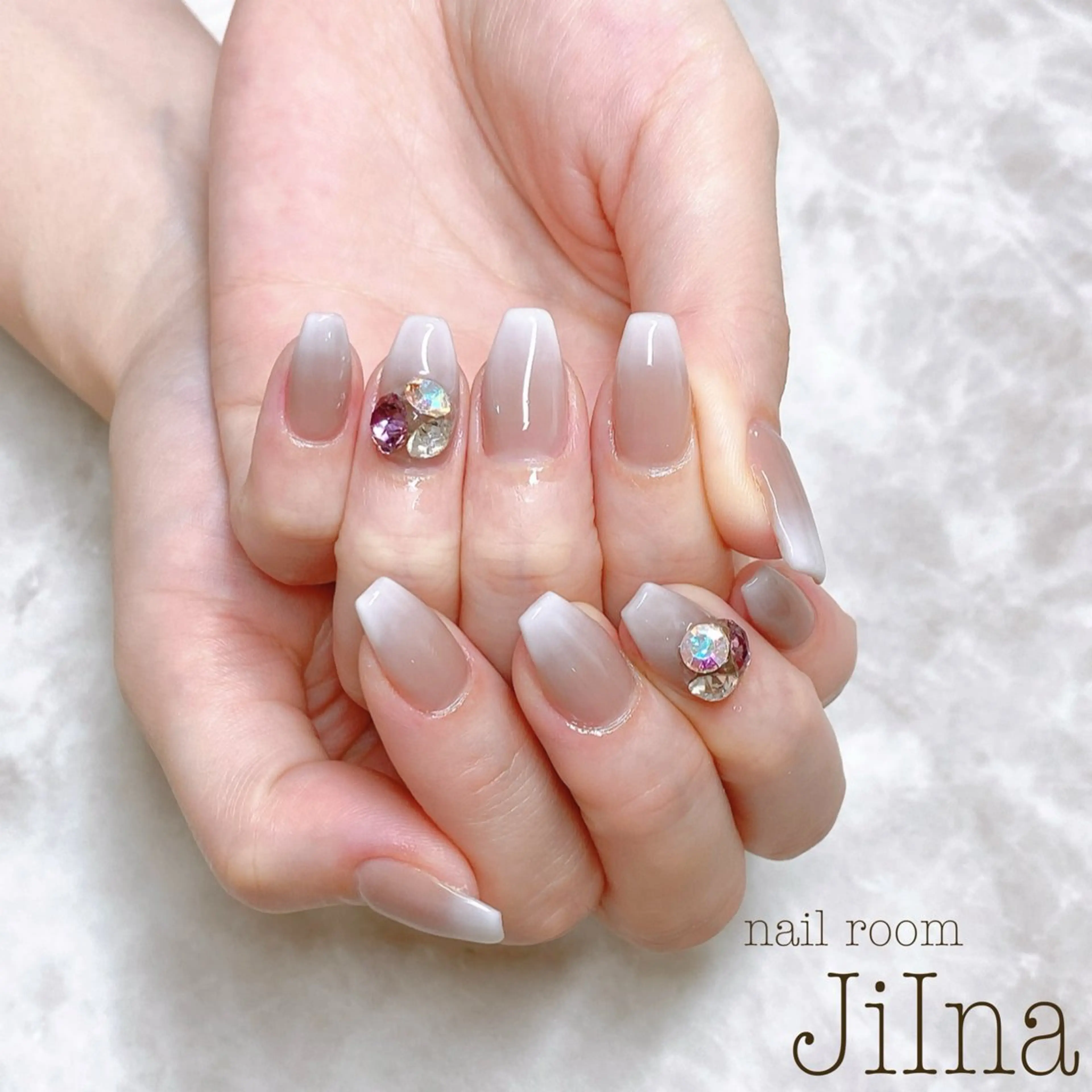 ネイル 持ち込み JiIna nailのネイルデザイン