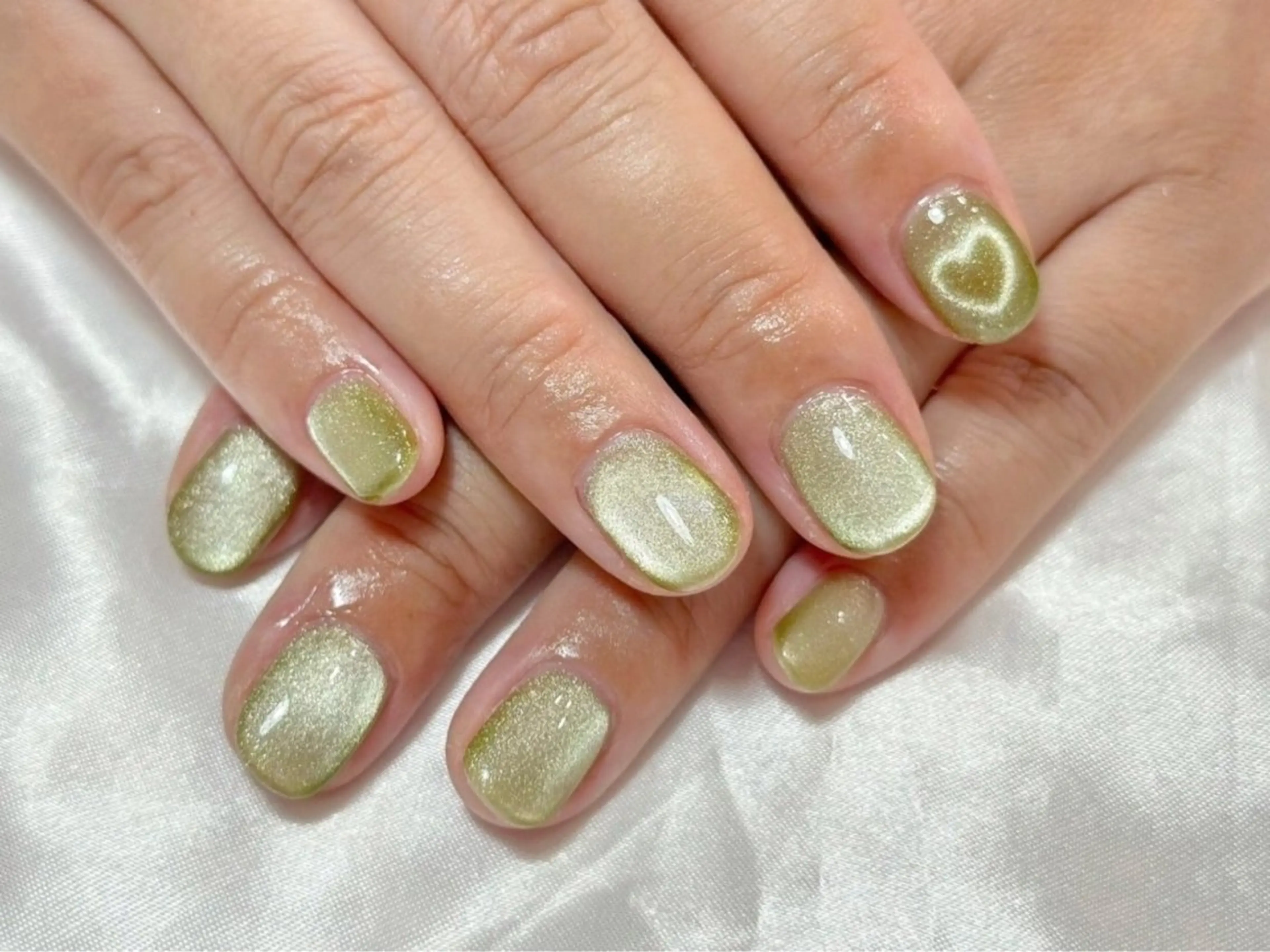 ネイル マグネットネイル マグネットワンカラー ワンカラーネイル 【パラジェル・フィルイン】Nailsalon　Merci東中野所属・Merci shigaのネイルデザイン