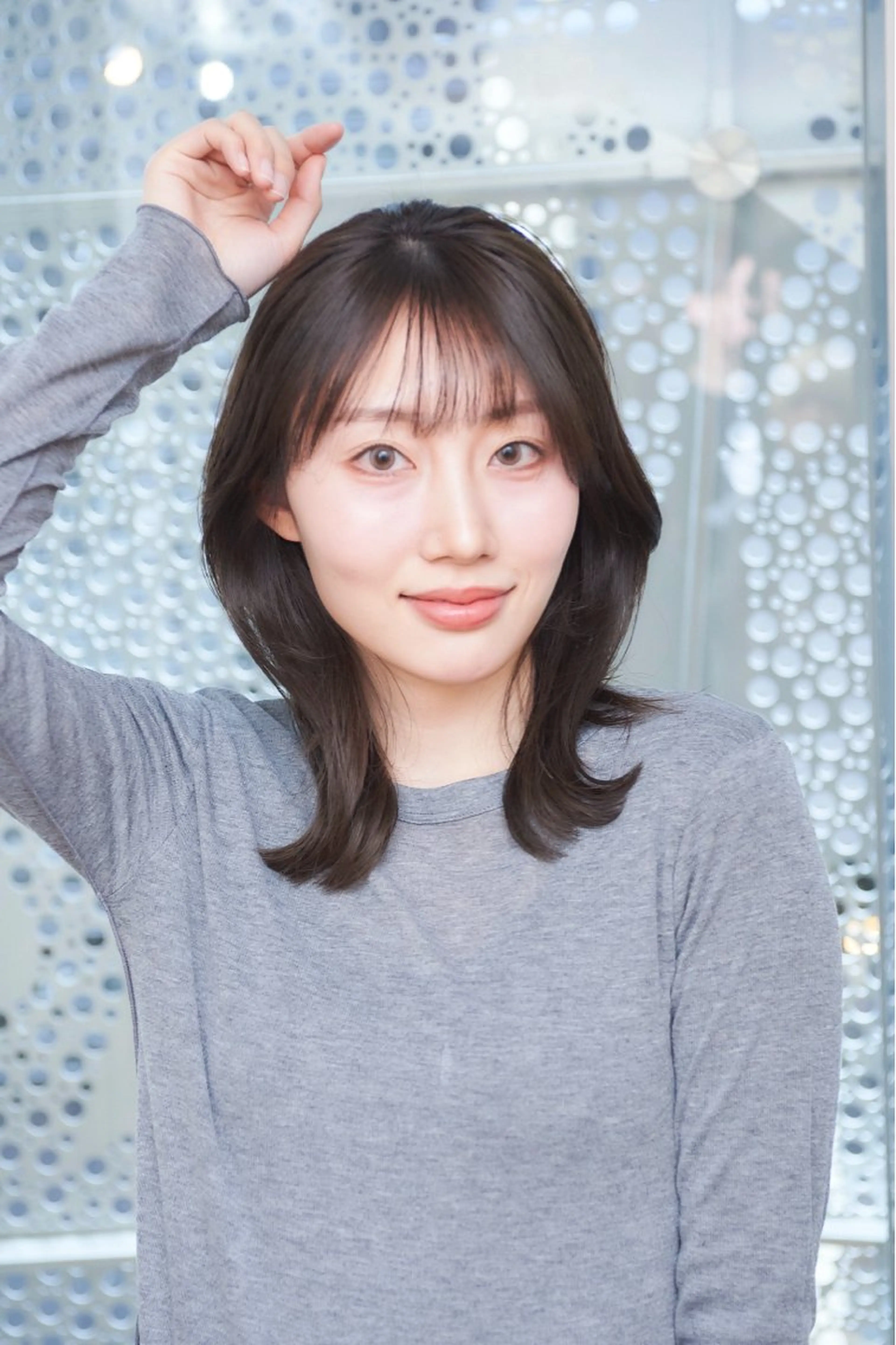 ミディアム ヘアアレンジ 外ハネヘア 中嶋偲月🌙 艶カラー/縮毛矯正のヘアスタイル