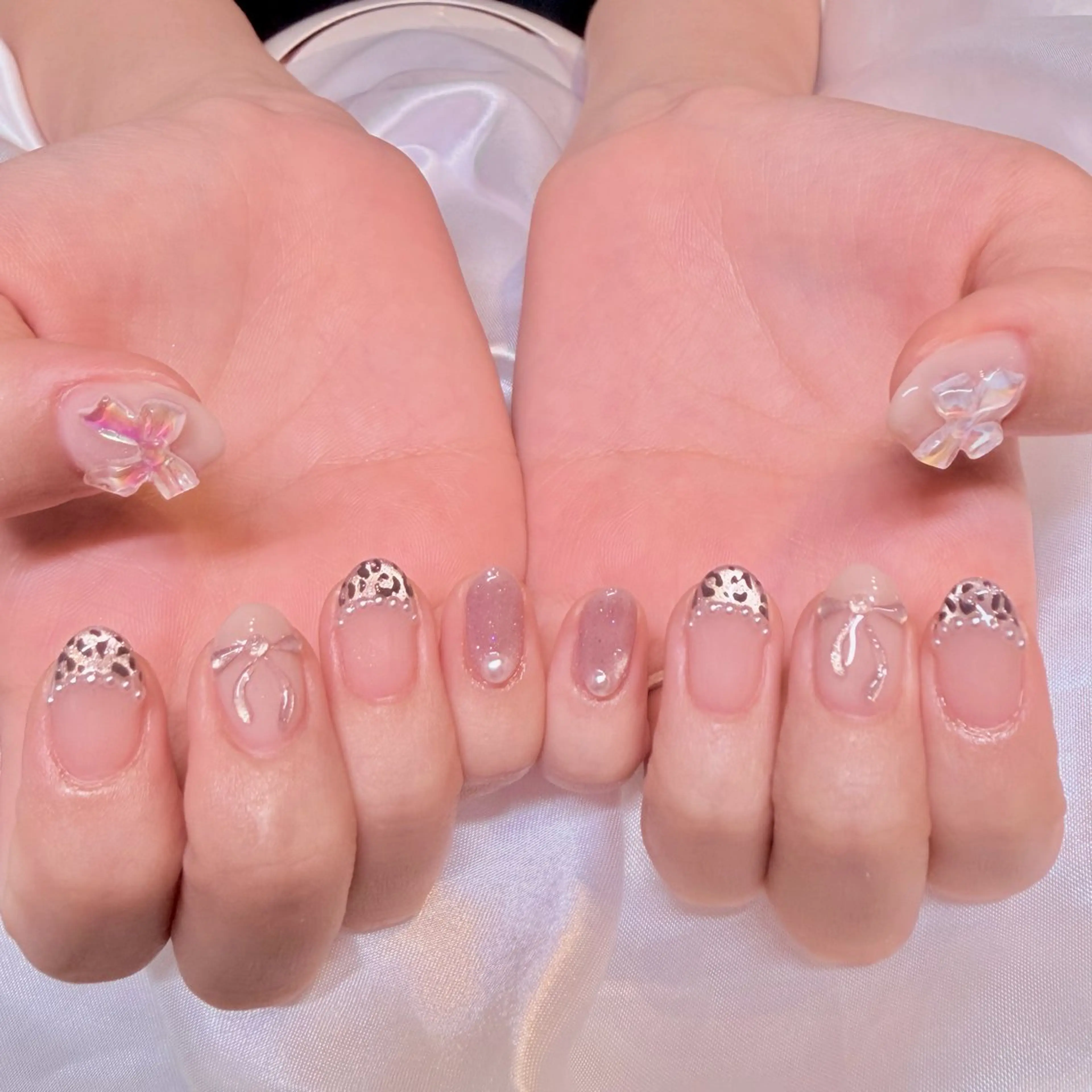 ネイル リボン ハンドネイル nail salon e'mu💐のネイルデザイン