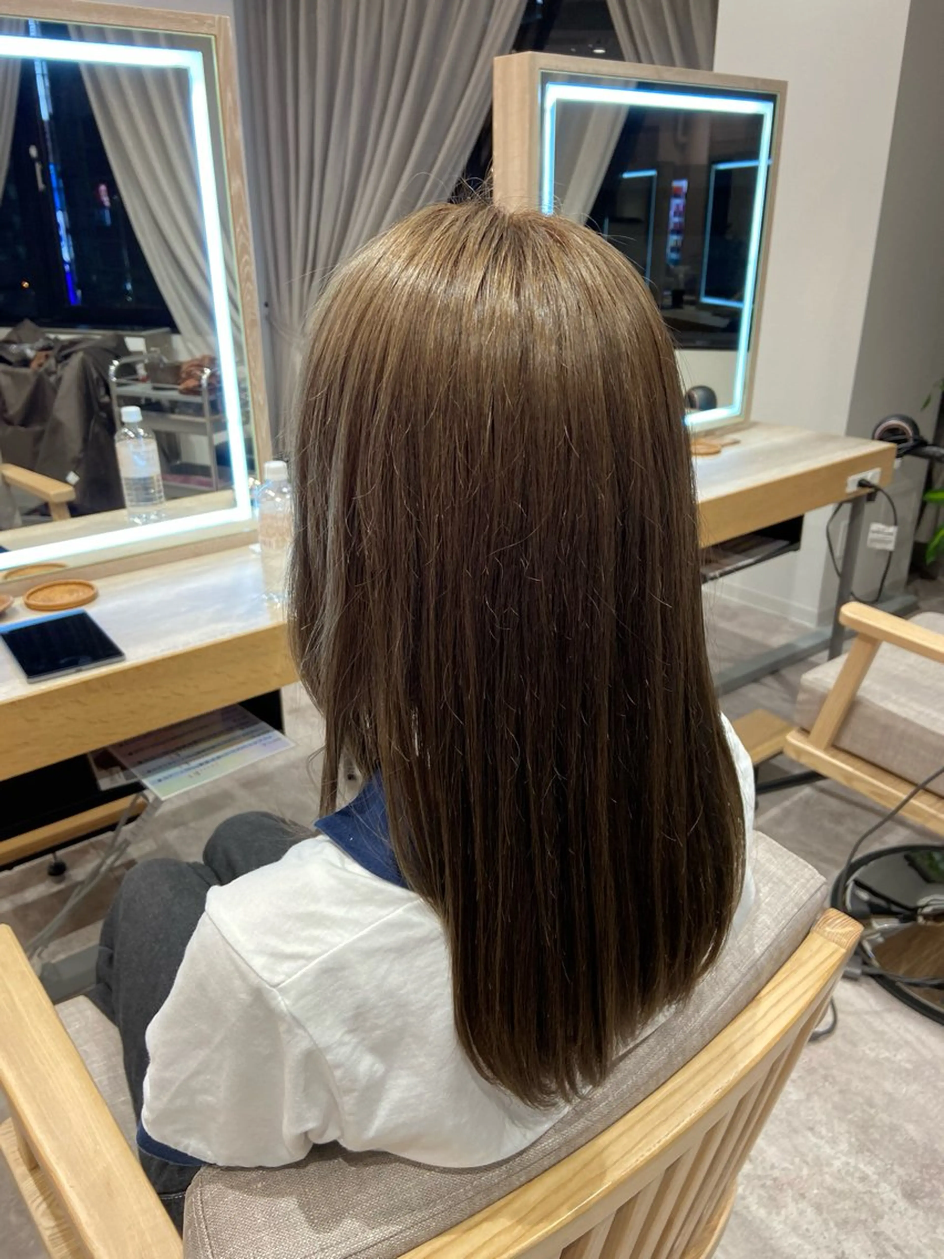 ロング カラー ヘアカラー みなみ みずきのヘアスタイル