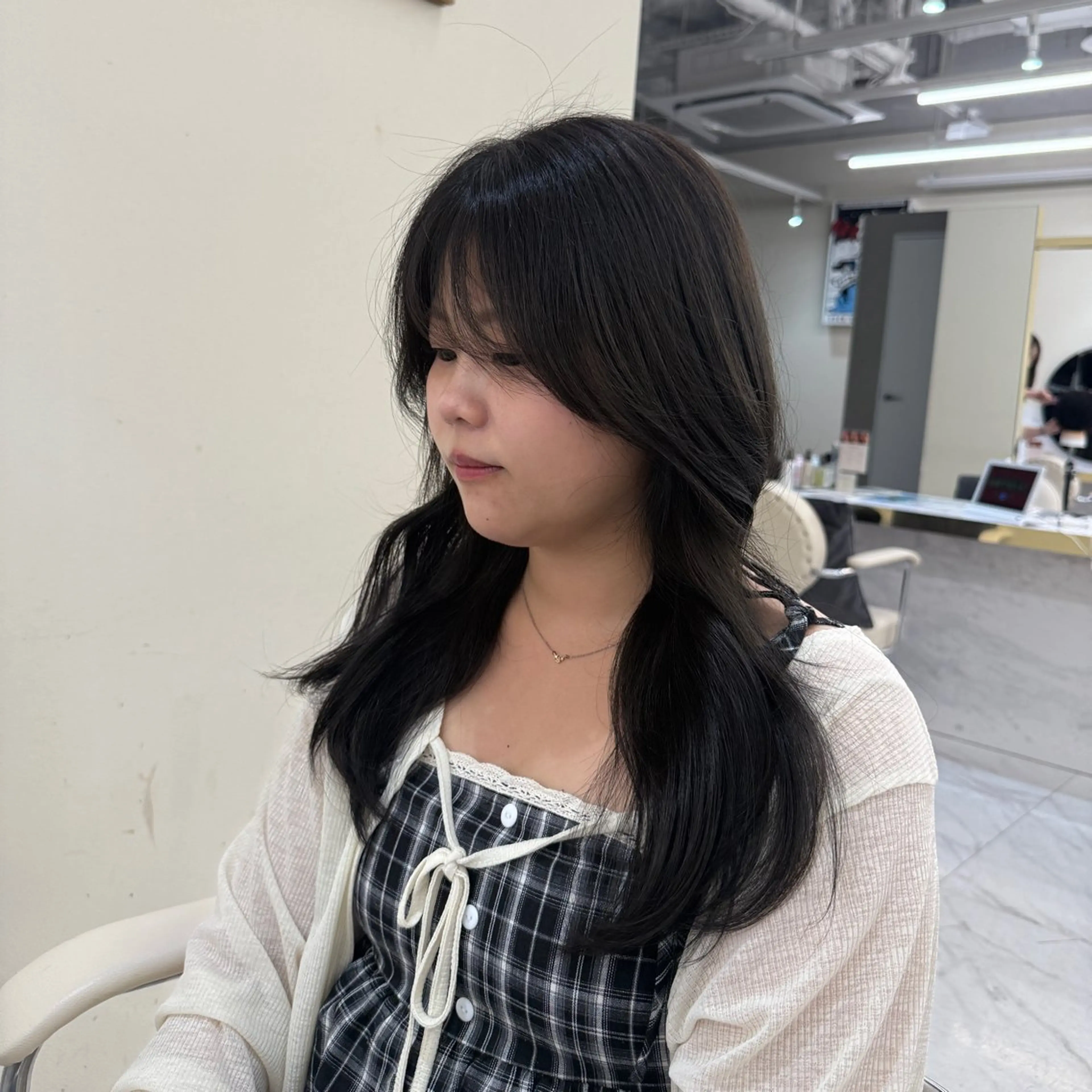 ロング カラー 透明感カラー グレージュ オリーブグレージュ オリーブグレー 韓国風ヘア ヘアカラー 韓国ヘア🇰🇷艶 カラー/sakuraのヘアスタイル