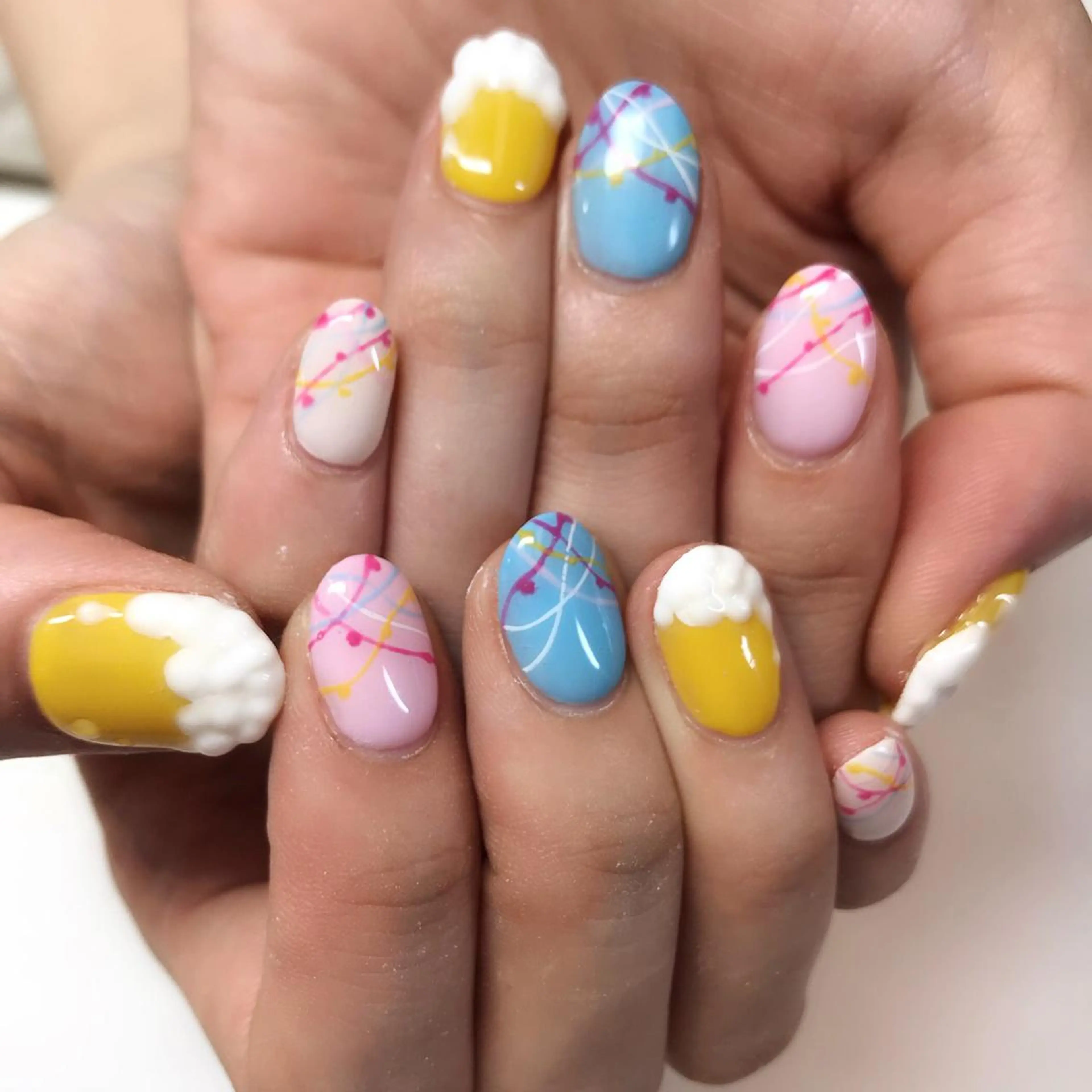 ネイル ヨーヨーネイル ネイルサロン レアリッチのネイルデザイン