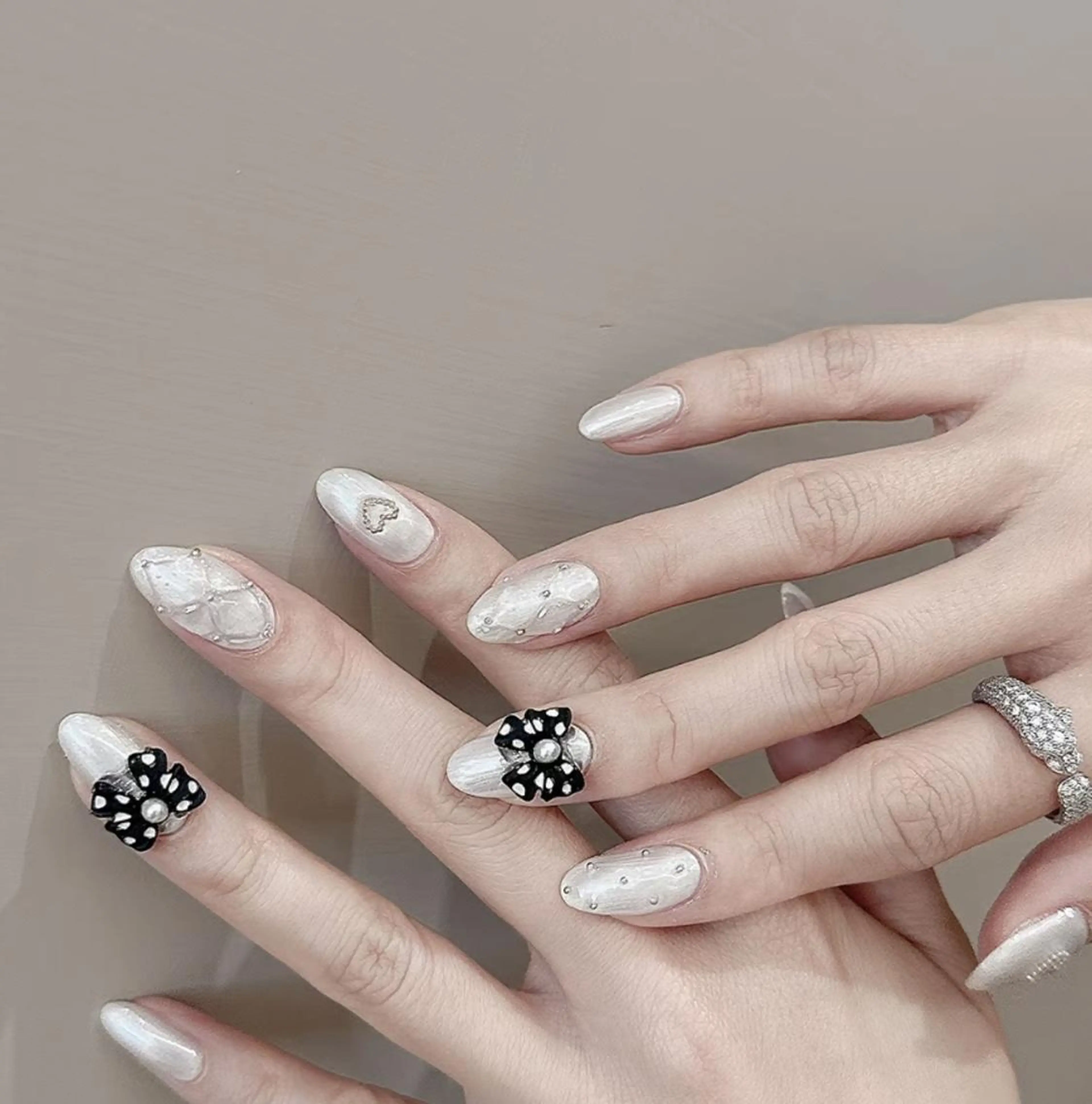 ネイル 🍑 momo_nailのネイルデザイン