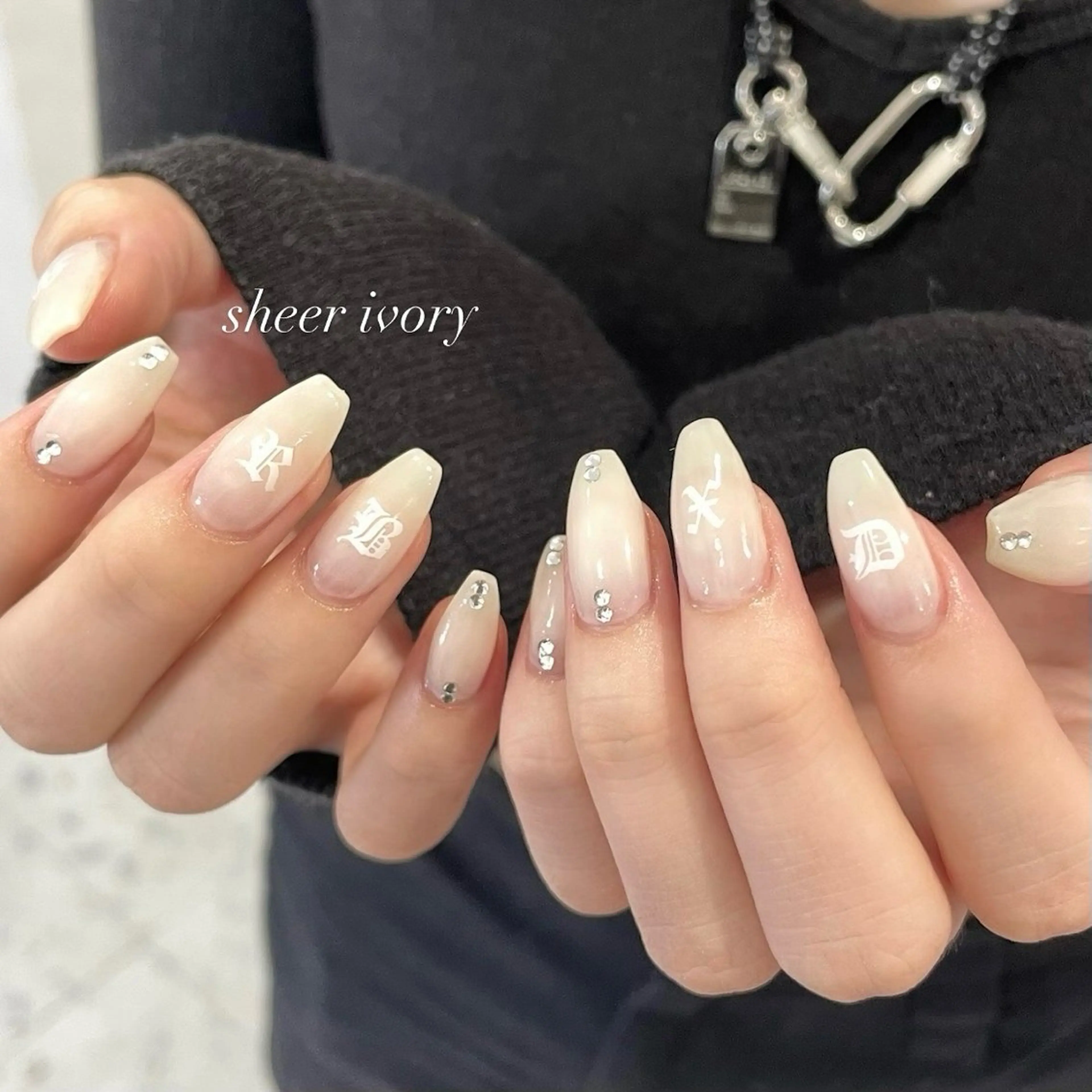 ネイル ハンドネイル Lily🍒 NANAのネイルデザイン