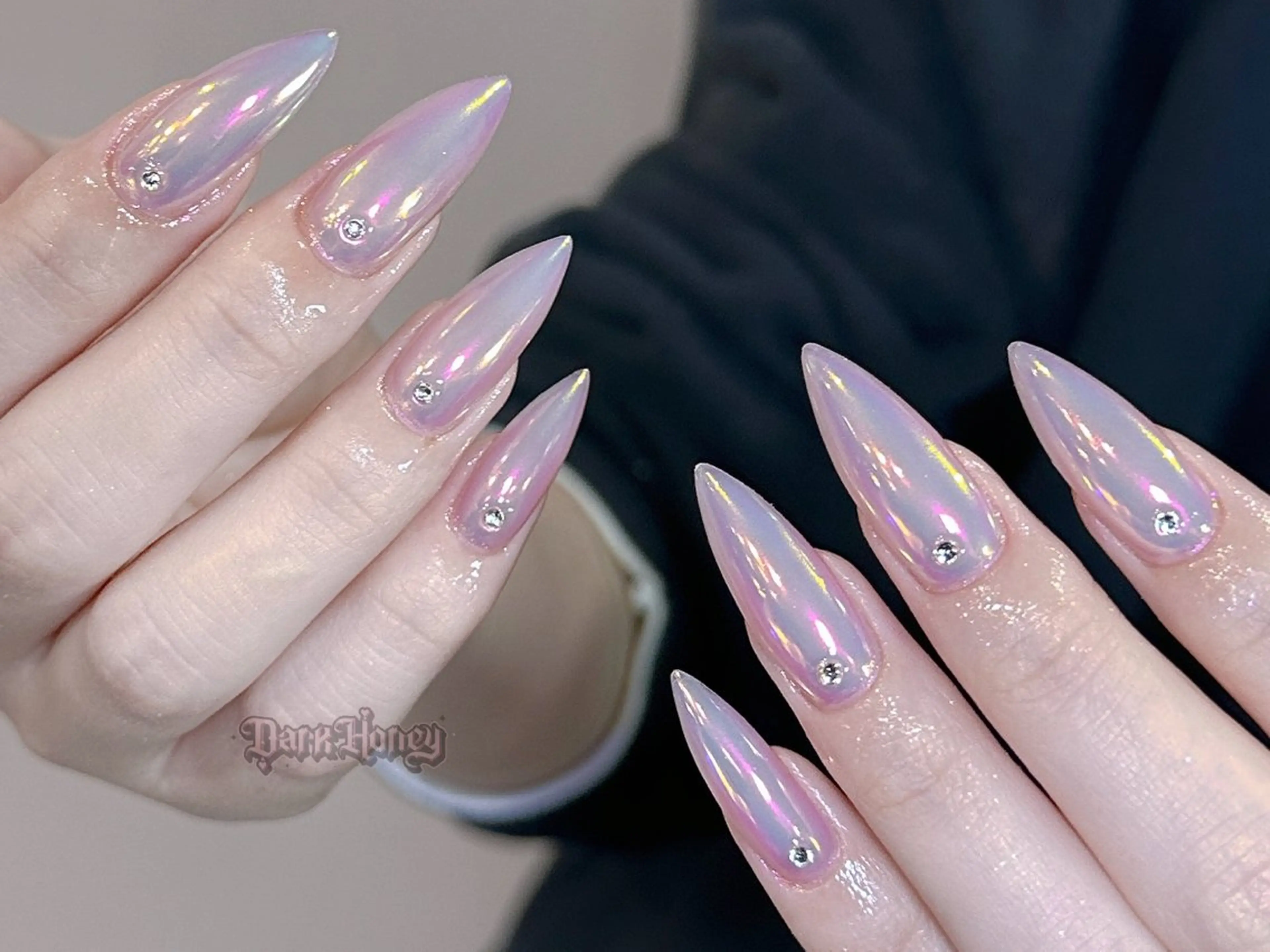 ネイル Dark honey池袋店所属・佐藤 アリアのネイルデザイン