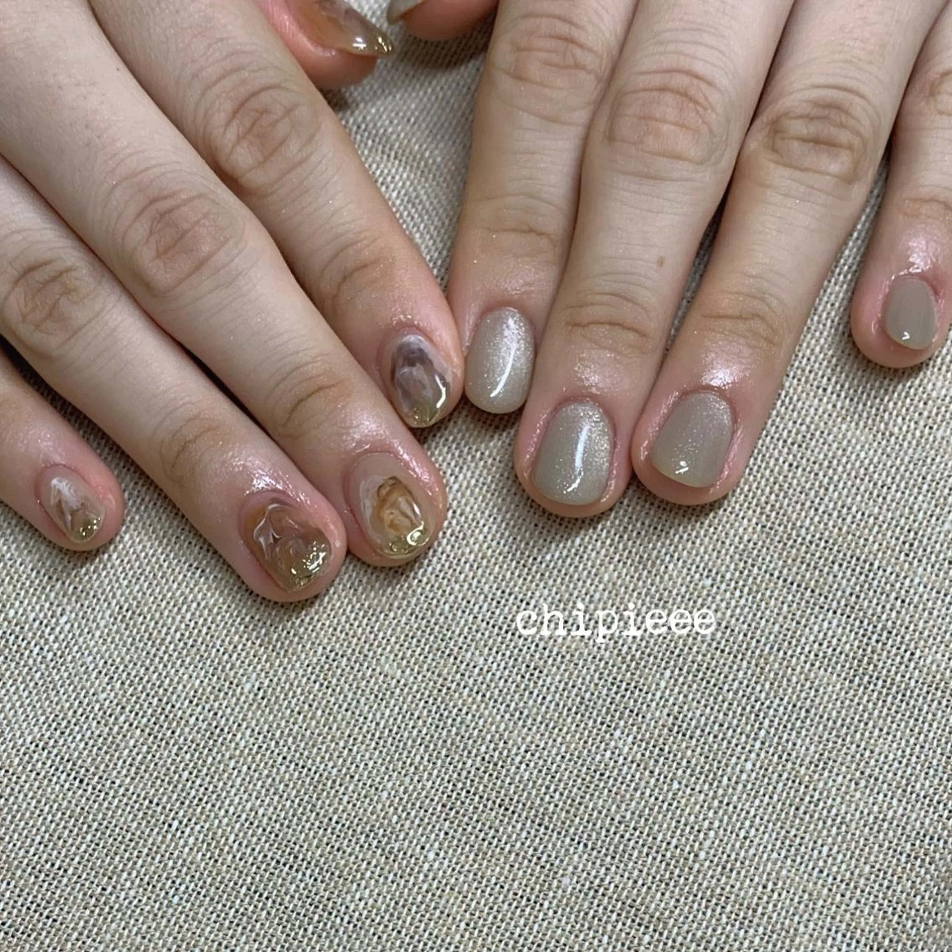 ネイル ブラウン マグネットネイル ニュアンスネイル charme所属・. SHIORIのネイルデザイン