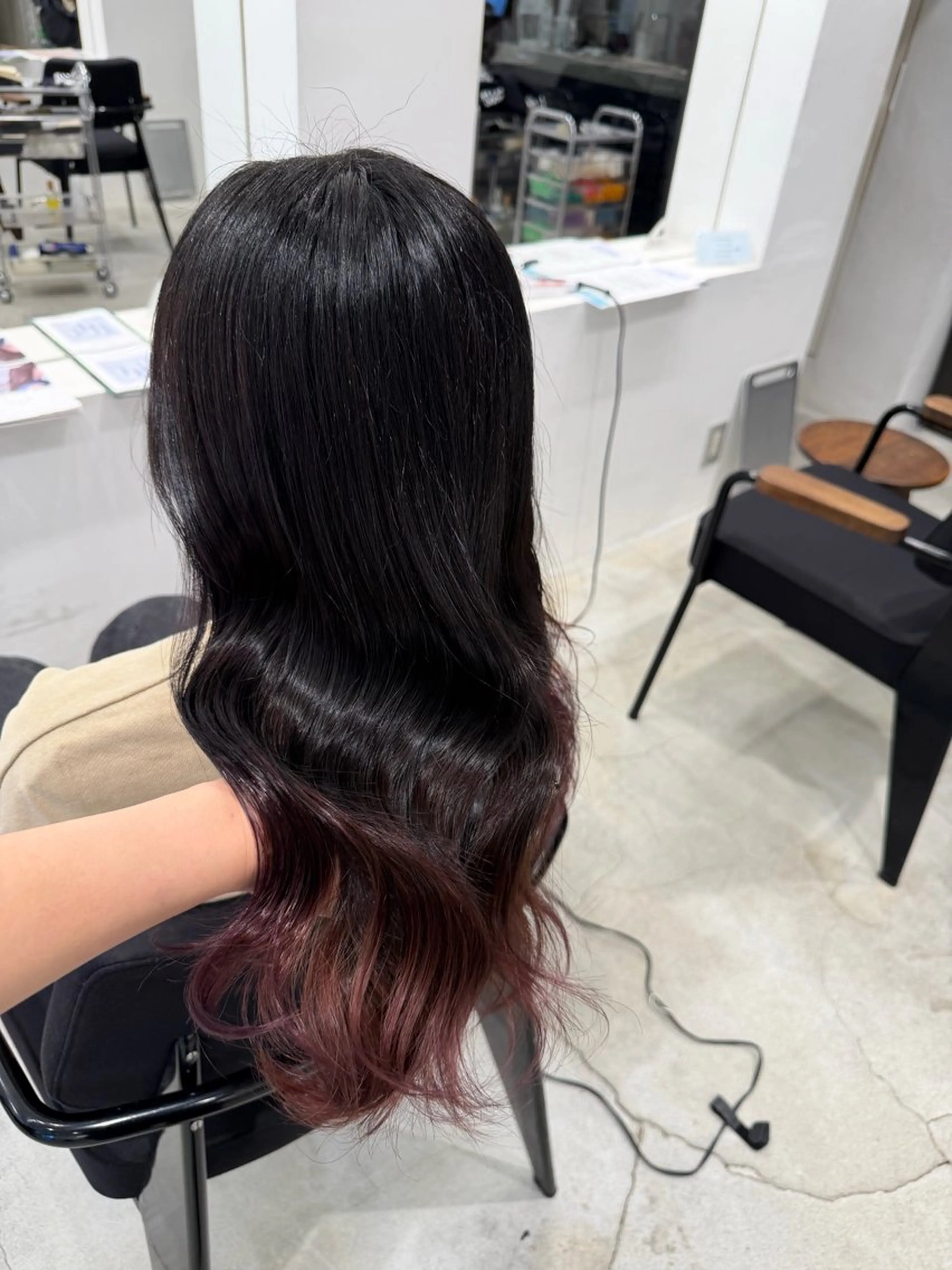 ロング カラー グラデーションカラー ラベンダーカラー ピンクカラー ピンクラベンダー バイオレットカラー 萩原 紗妃のヘアスタイル