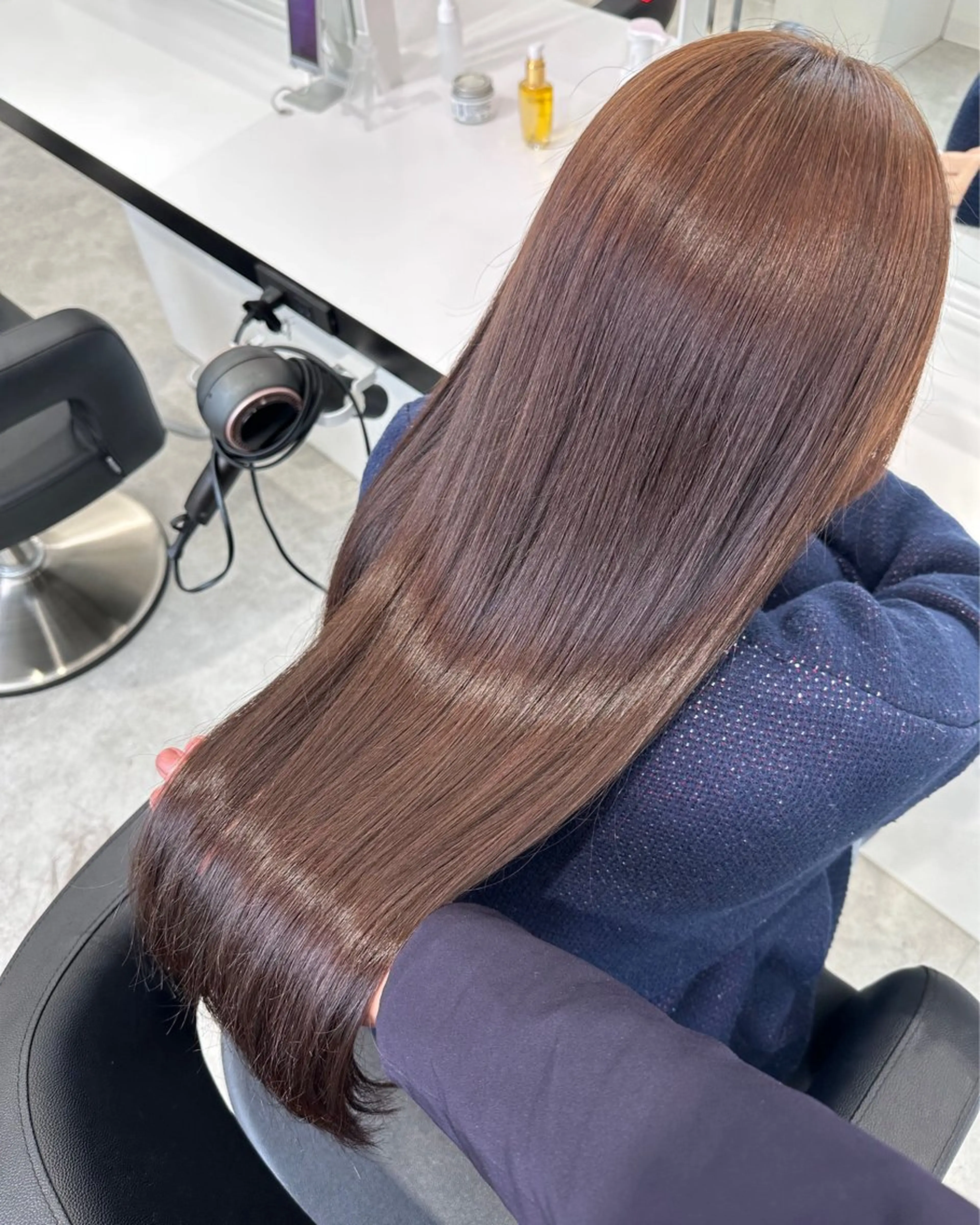 ロング レイヤーカット／ ハイトーン/Moeのヘアスタイル