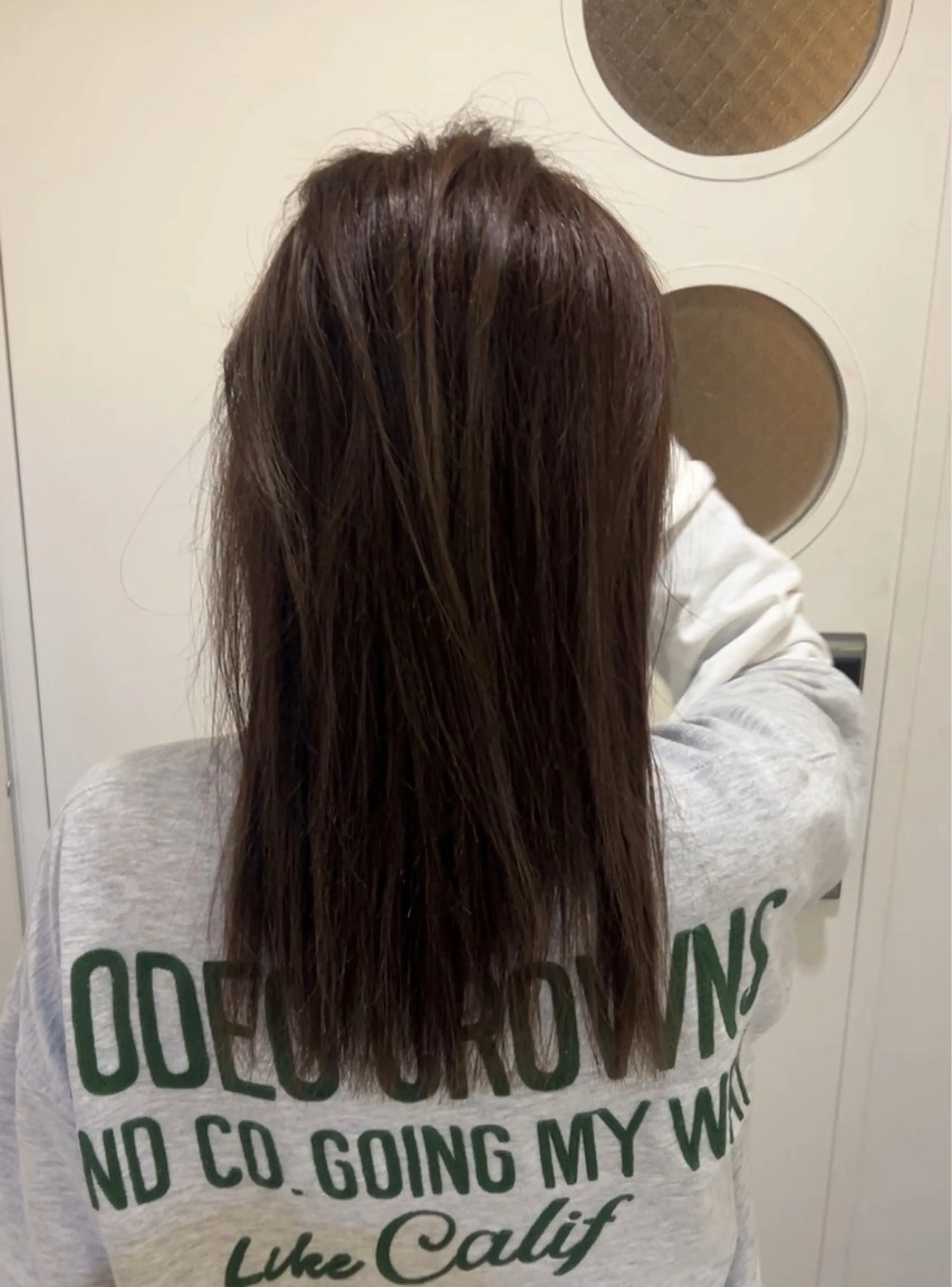 カラー UNBIRTHDAY Erenaのヘアスタイル