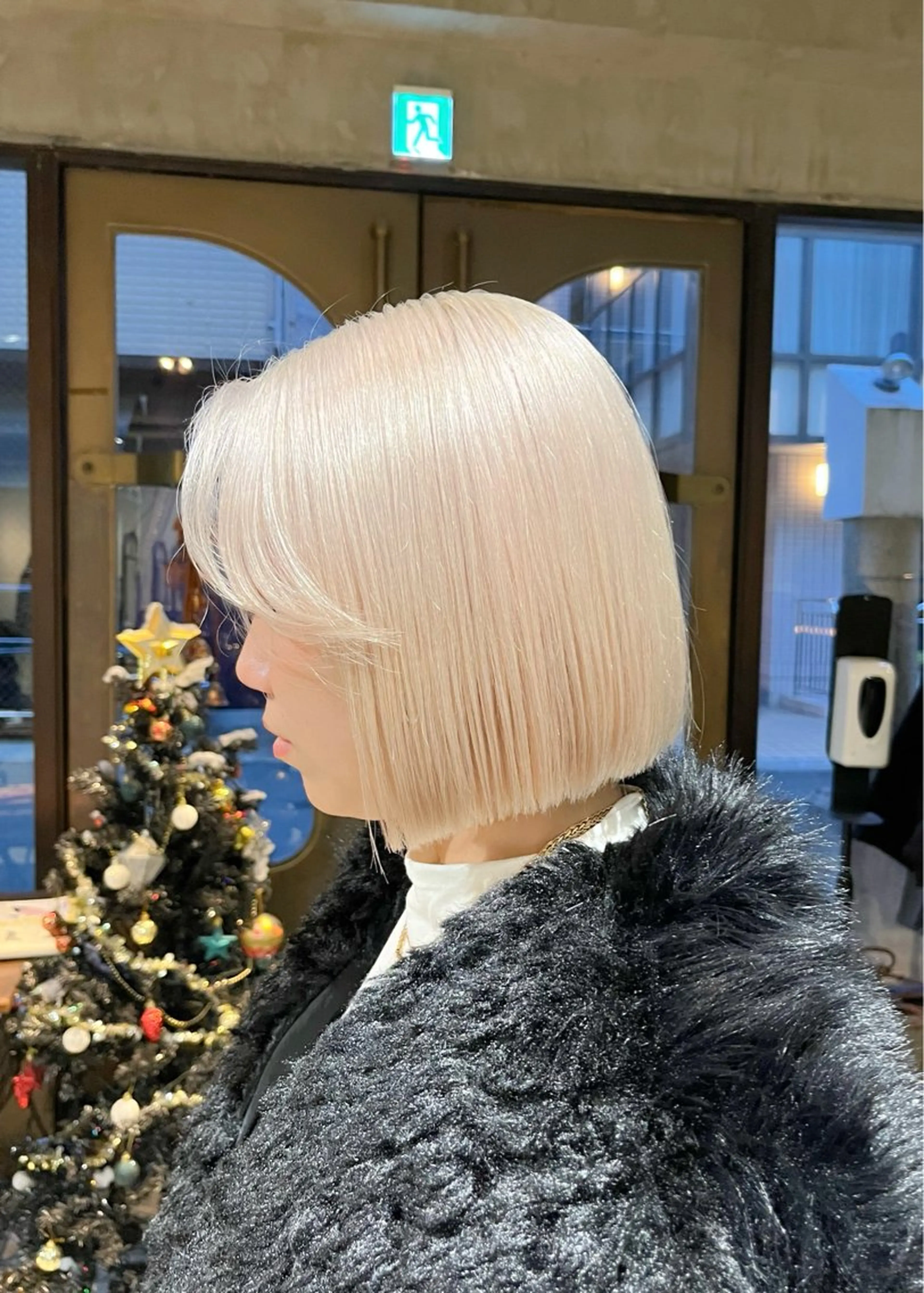 ミディアム カラー ベージュカラー ブリーチ ブロンド ケアブリーチ ダブルカラー ヘアカラー トリートメント ヘアセット 似合わせハイトーン 🍯ayumi🍯のヘアスタイル