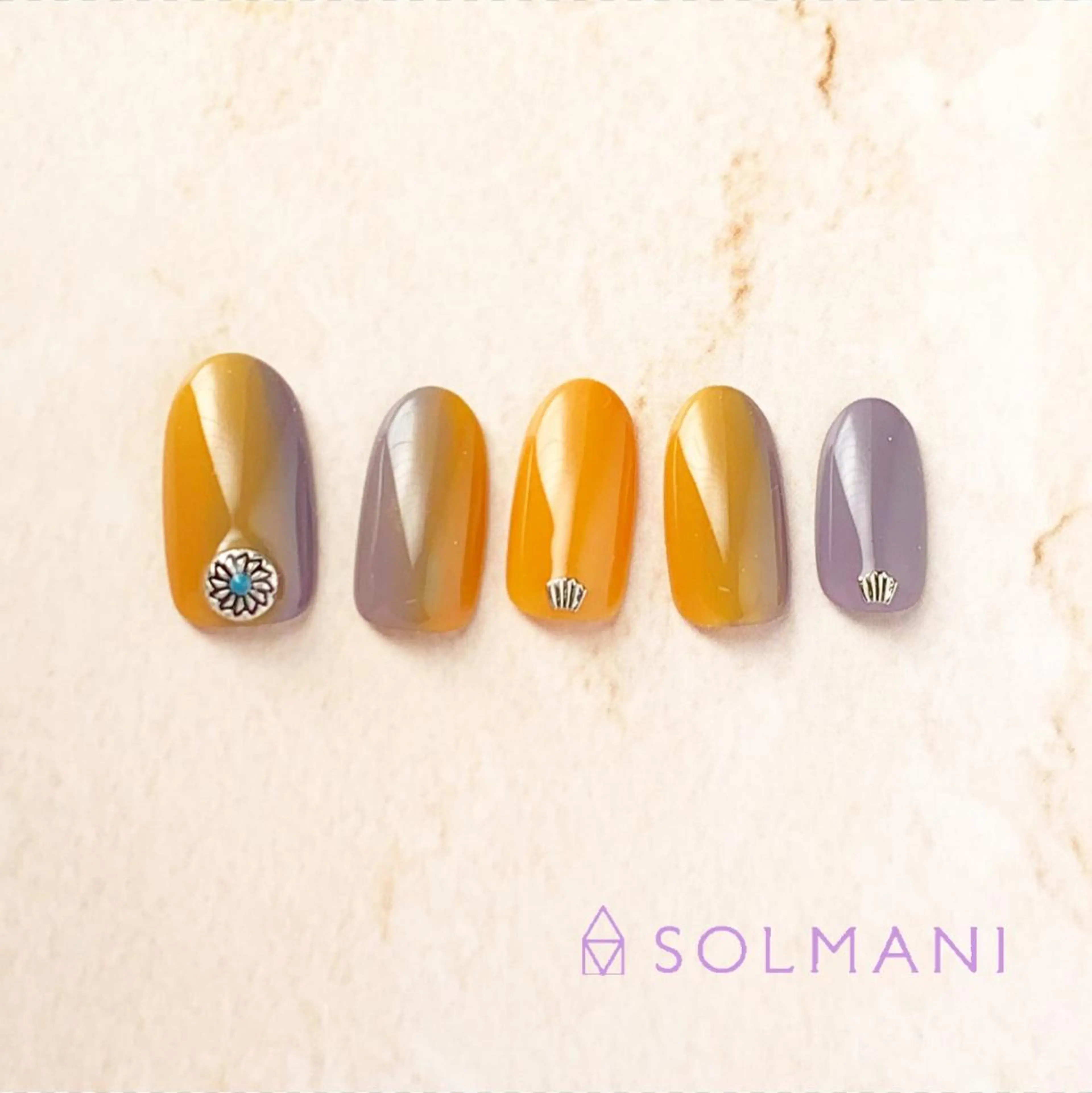 ネイル ハロウィン SOLMANI 予約担当のネイルデザイン