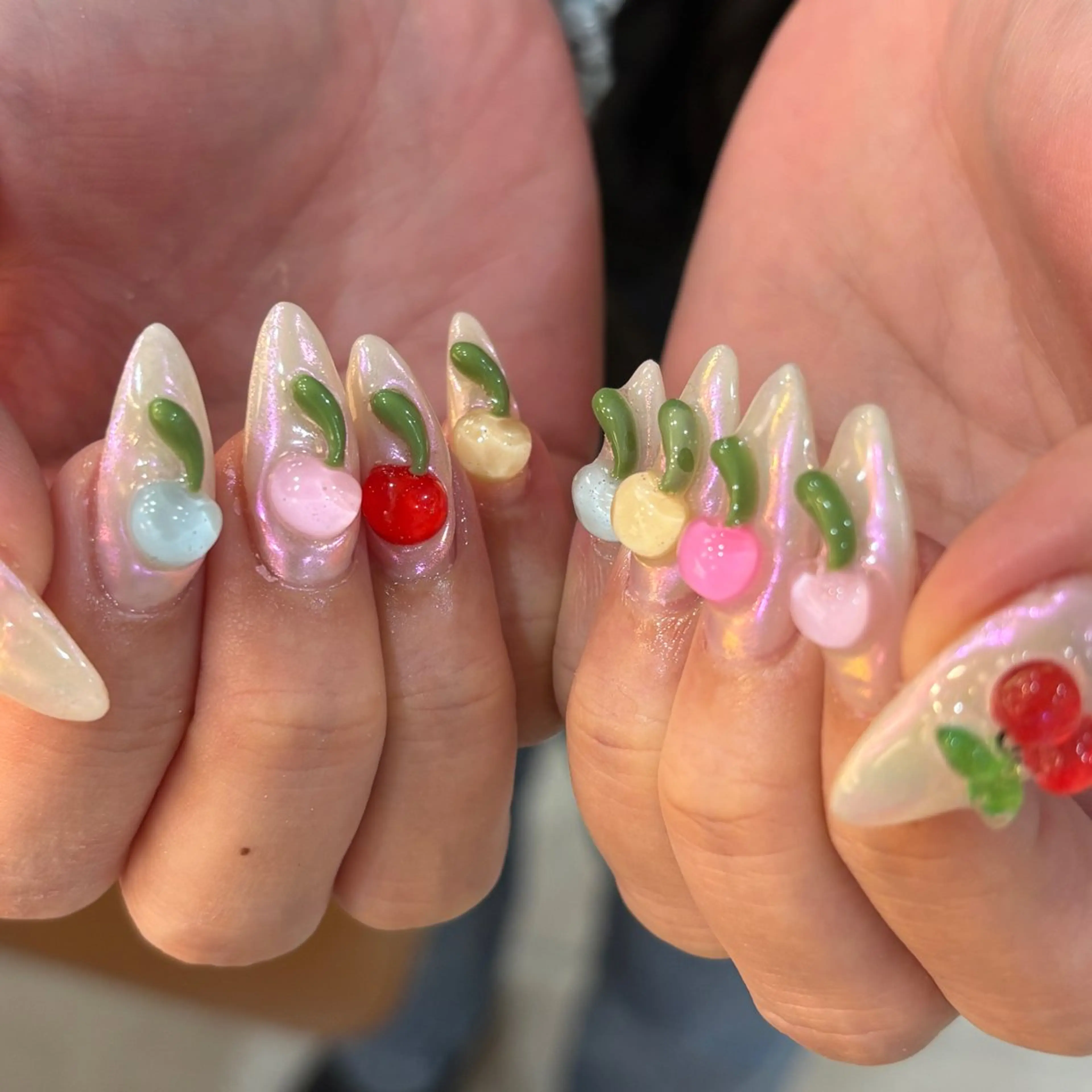 ネイル ハンドネイル フットネイル 栗田 ゆう子のネイルデザイン