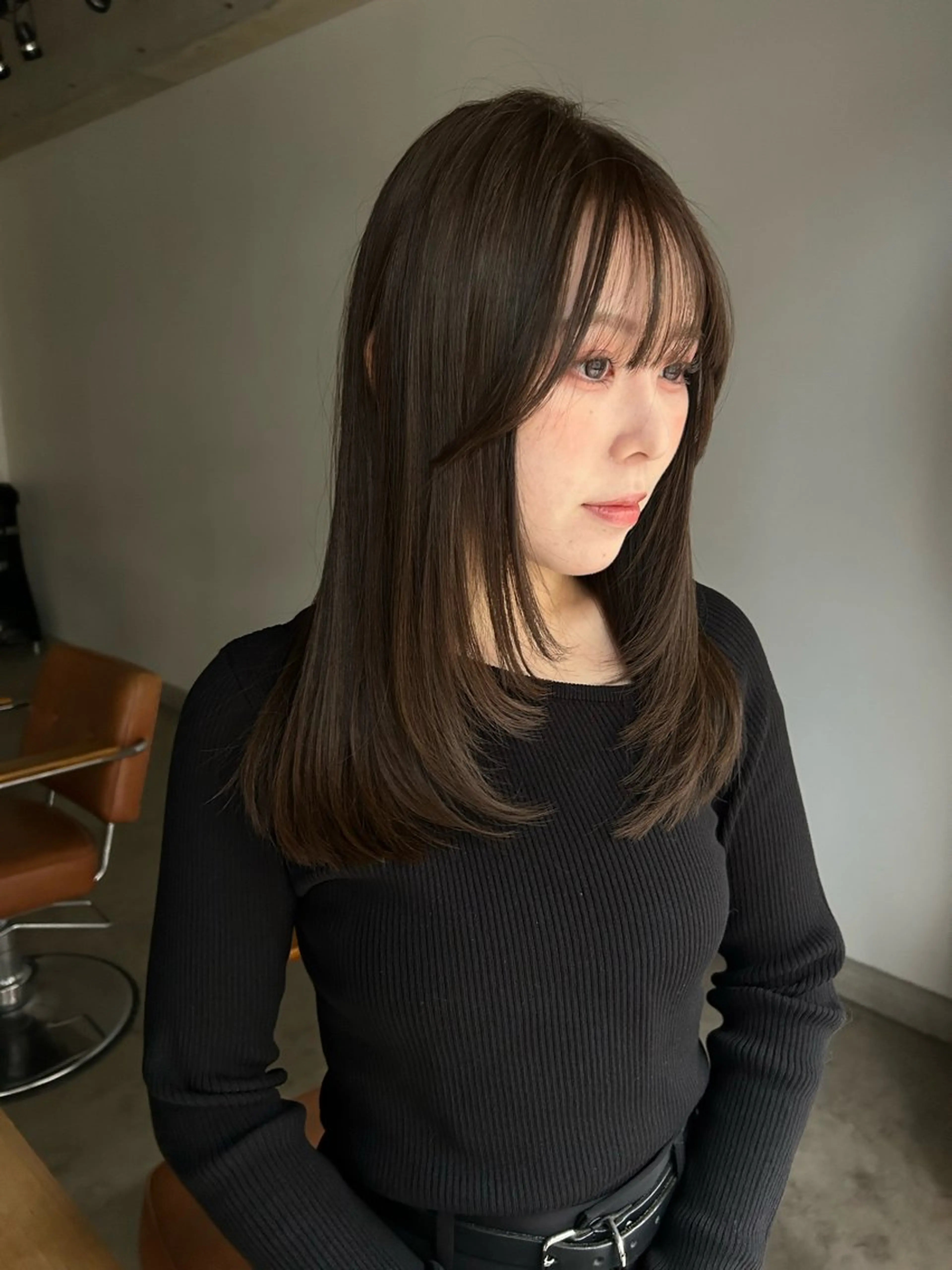 セミロング カラー カット ヘアカラー トリートメント 透明感カラー レイヤーカット りなのヘアスタイル