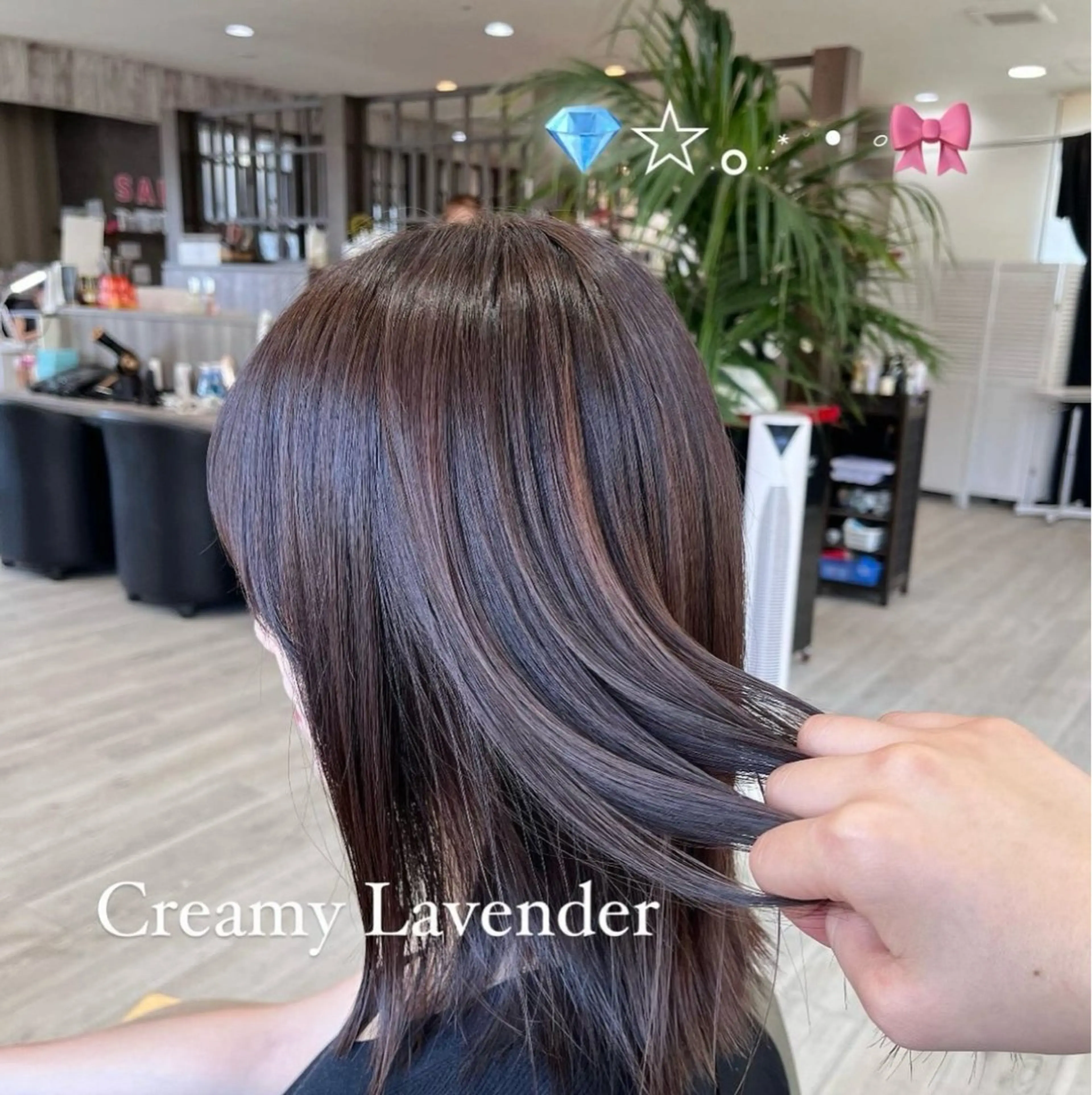 ミディアム カット ヘアカラー トリートメント 西 沙菜/トレンド カラー/透明感カラーのヘアスタイル