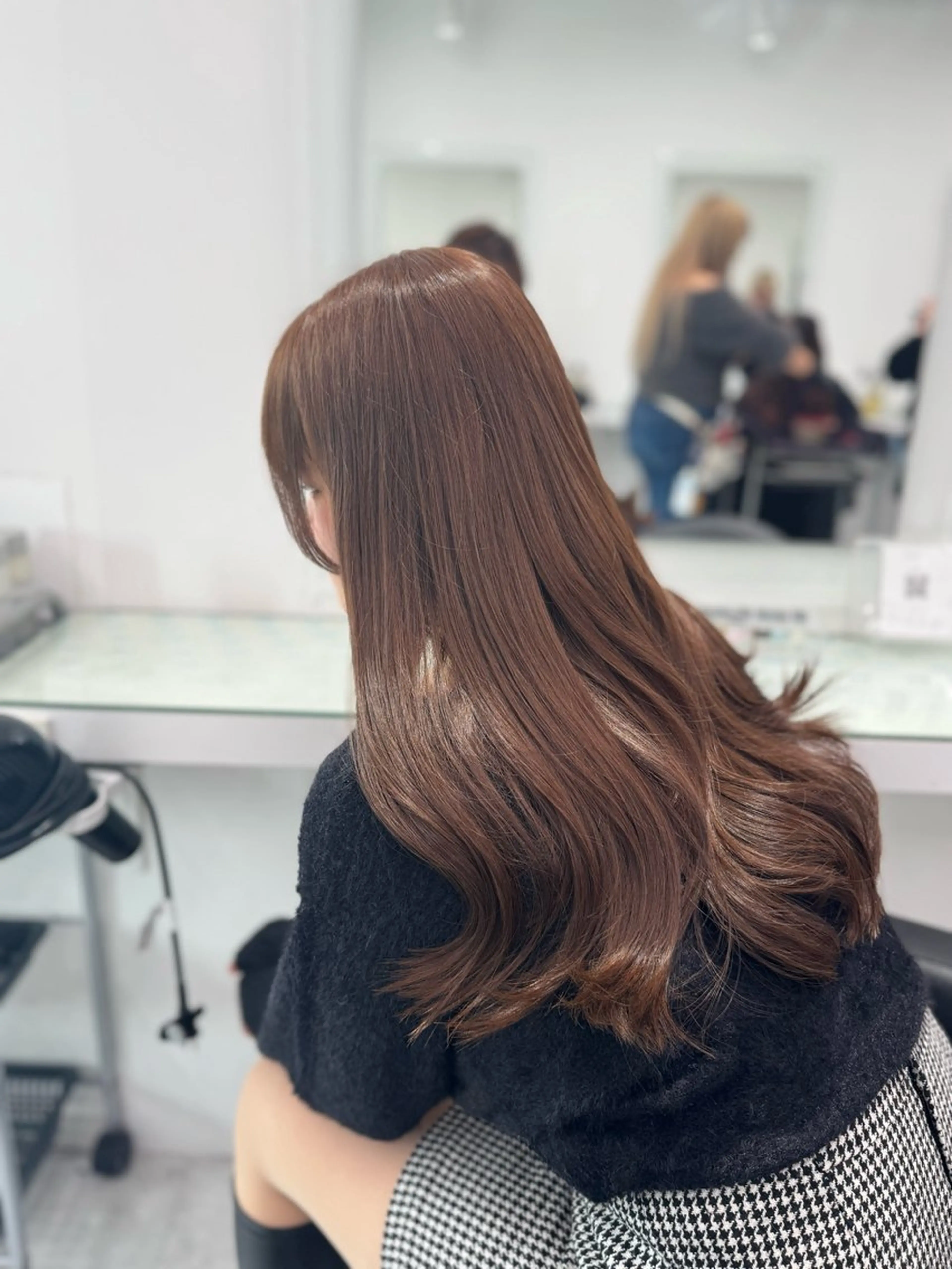 ロング カラー ヘアカラー トリートメント ヘッドスパ ヘアセット 透明感 カラーしゅうじのヘアスタイル