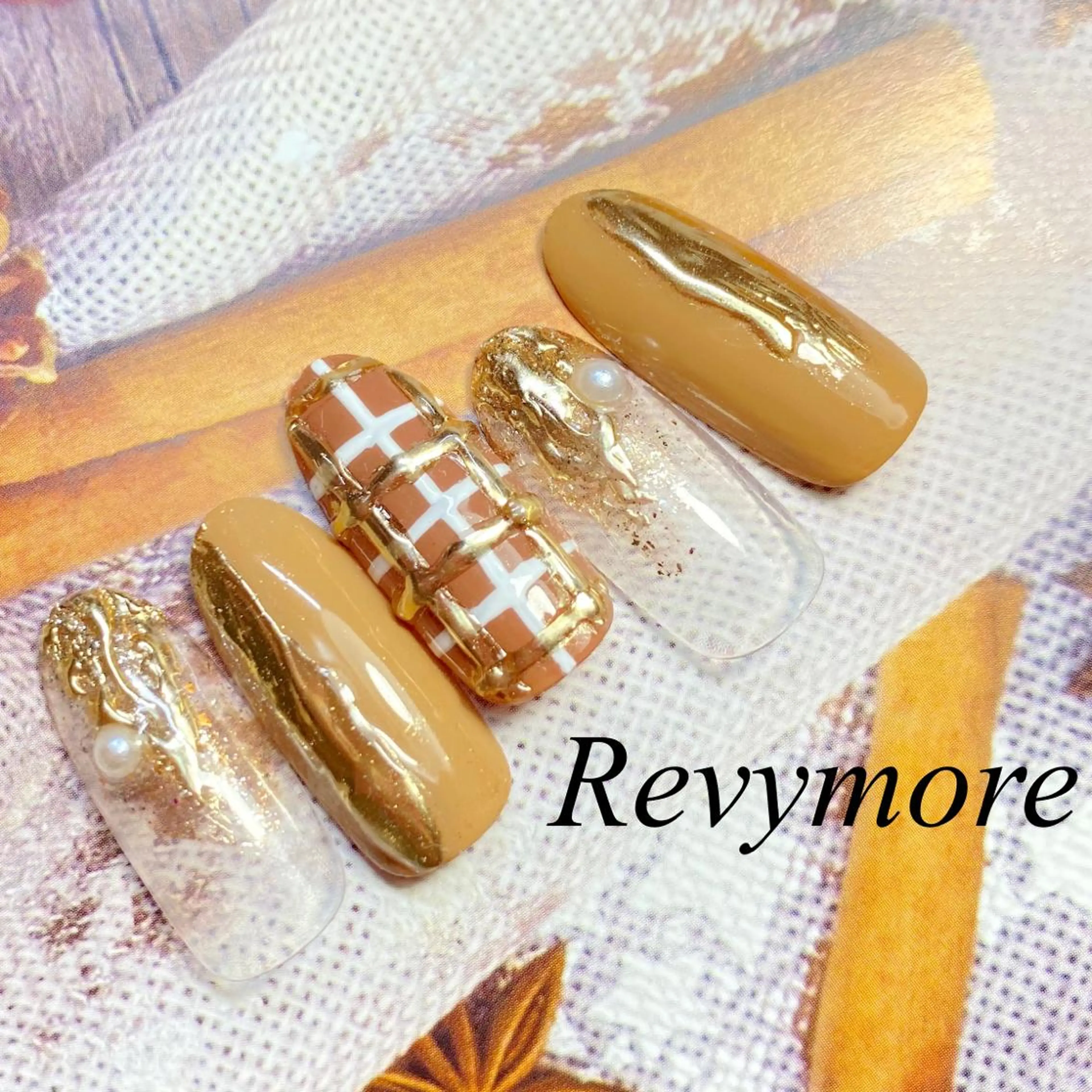 ショート ネイル フットネイル ジェルネイル ぷっくりネイル シンプルネイル ツイードネイル nail salon Revymore所属・nail salon Revymoreのネイルデザイン