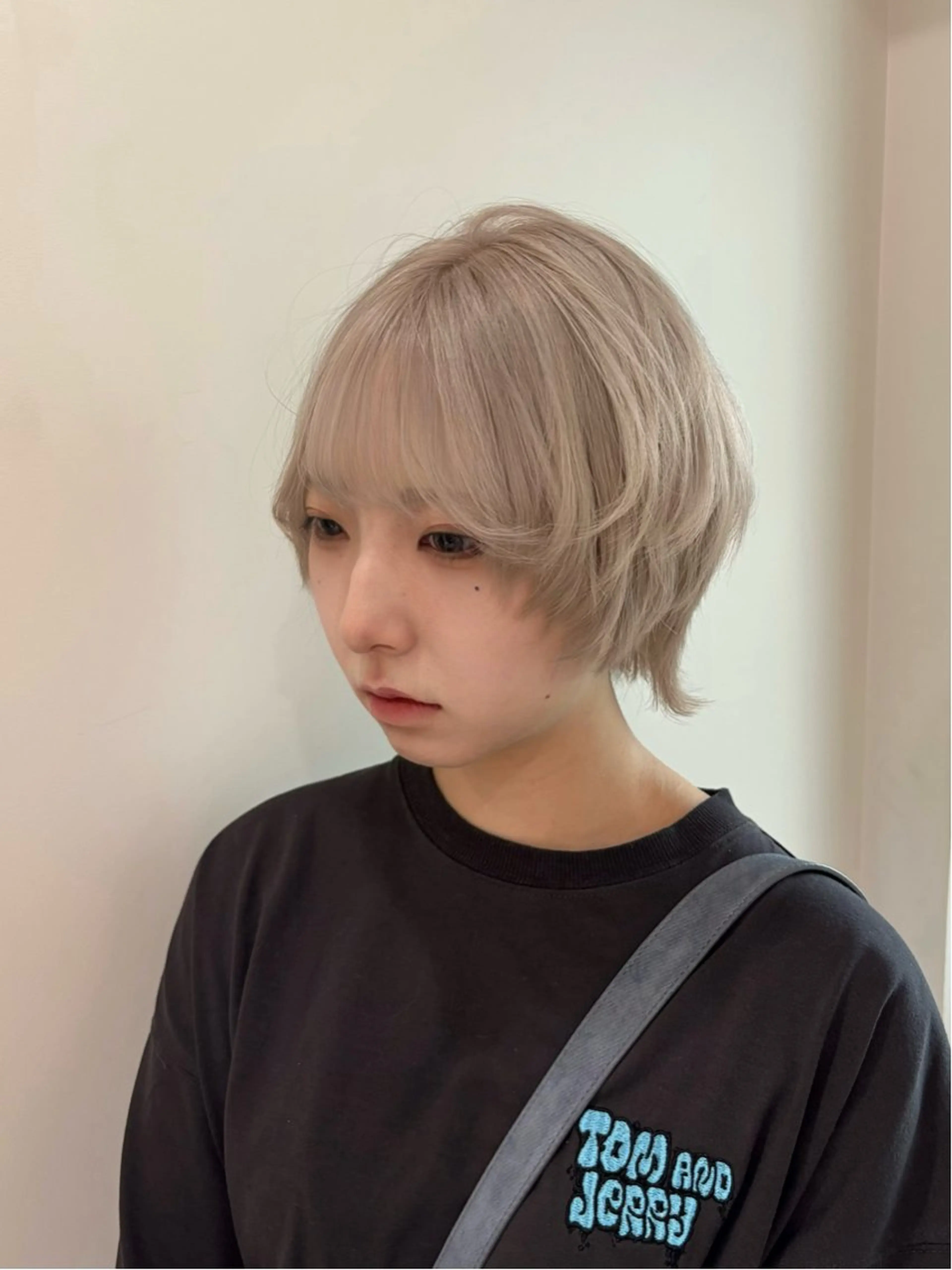 ショート カラー [渋谷美容師] 玲弥のヘアスタイル