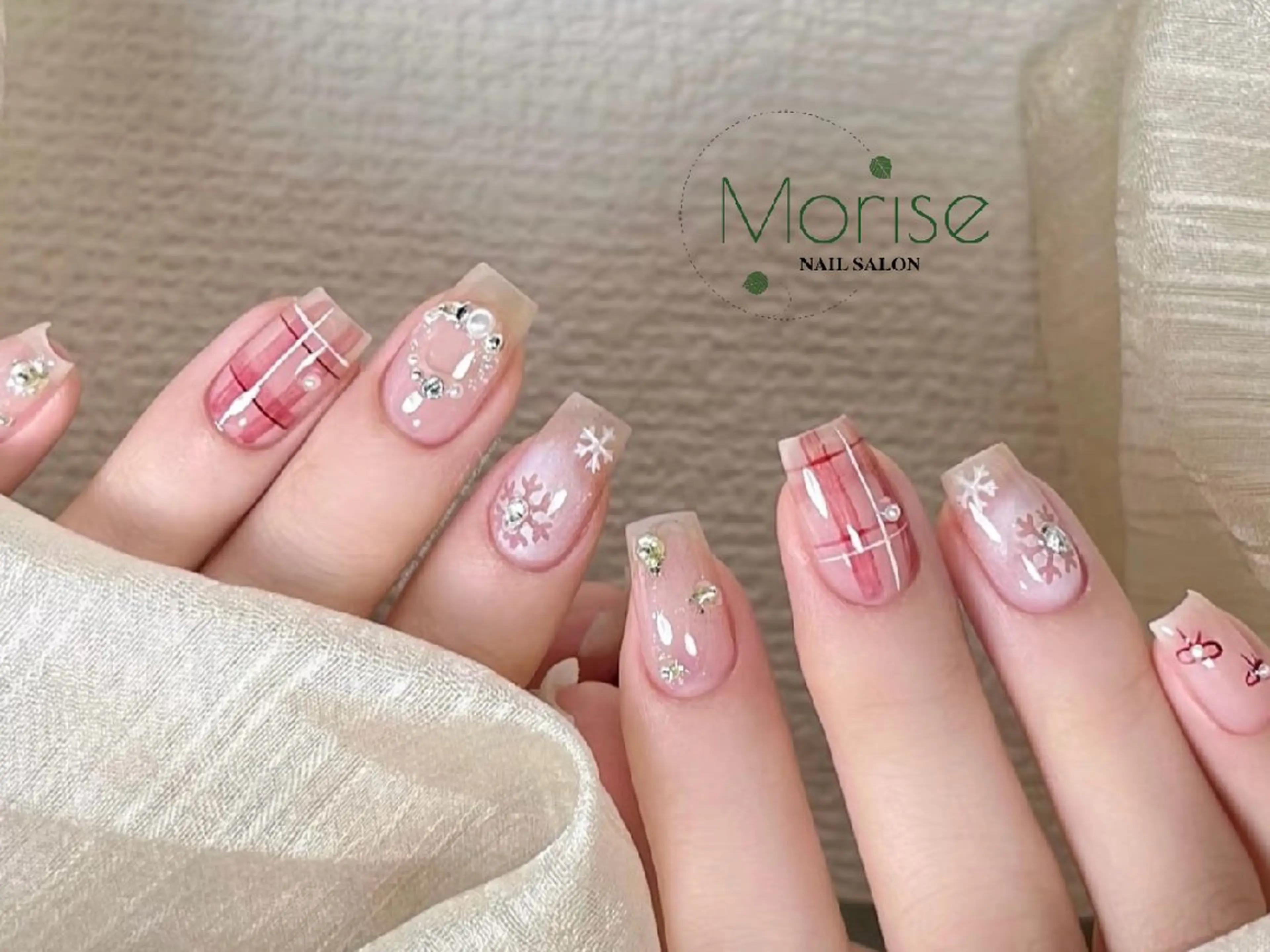 ネイル フットネイル フレンチネイル ジェルネイル ガラスフレンチ 韓国ネイル ハンドネイル ハンドケア MoriseNail 原宿店のネイルデザイン