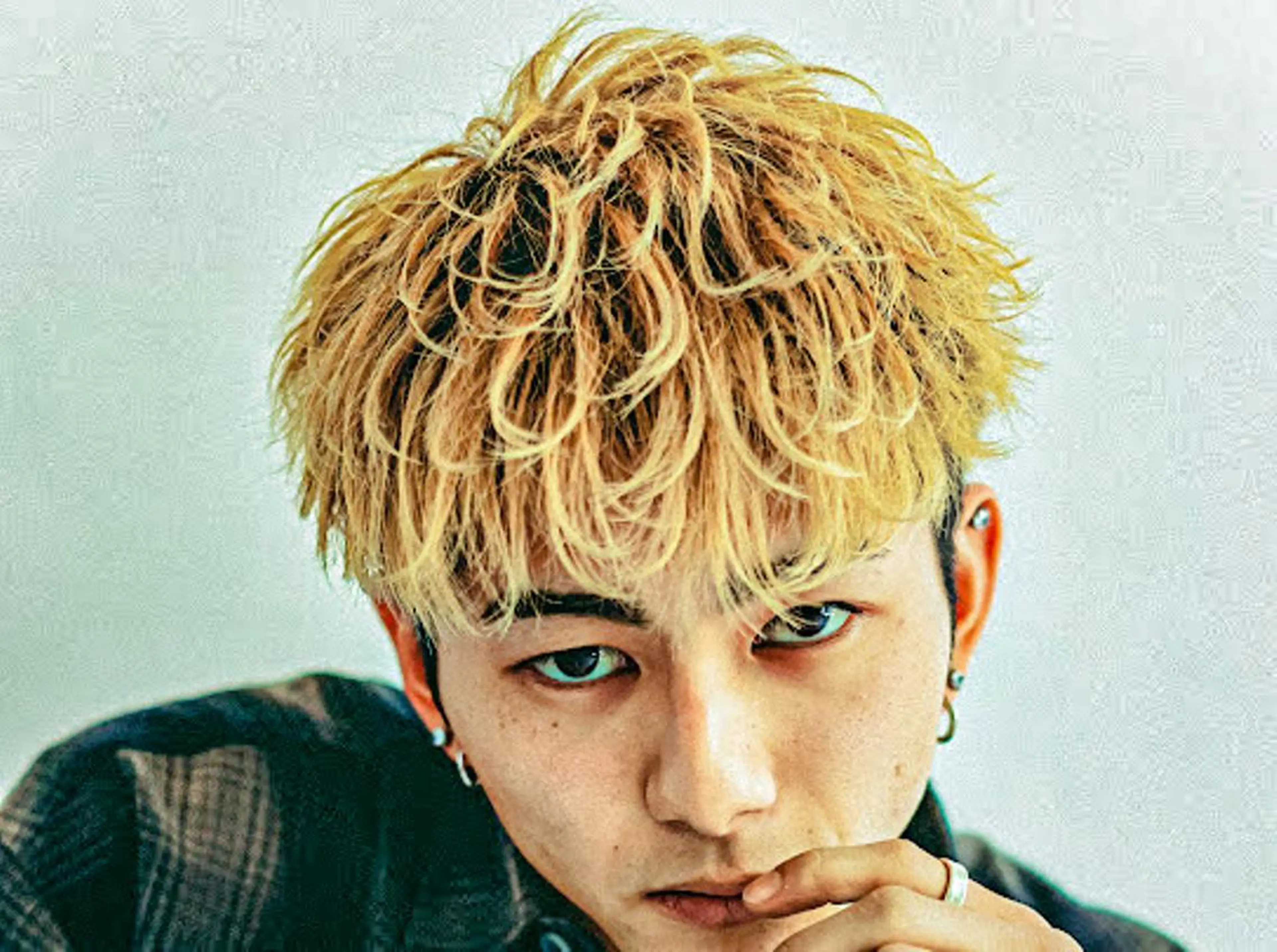 ショート カラー パーマ ヘアアレンジ メンズ ゴールド所属・圧倒的に過去1/ メンズ美容師/ゆきとのヘアスタイル