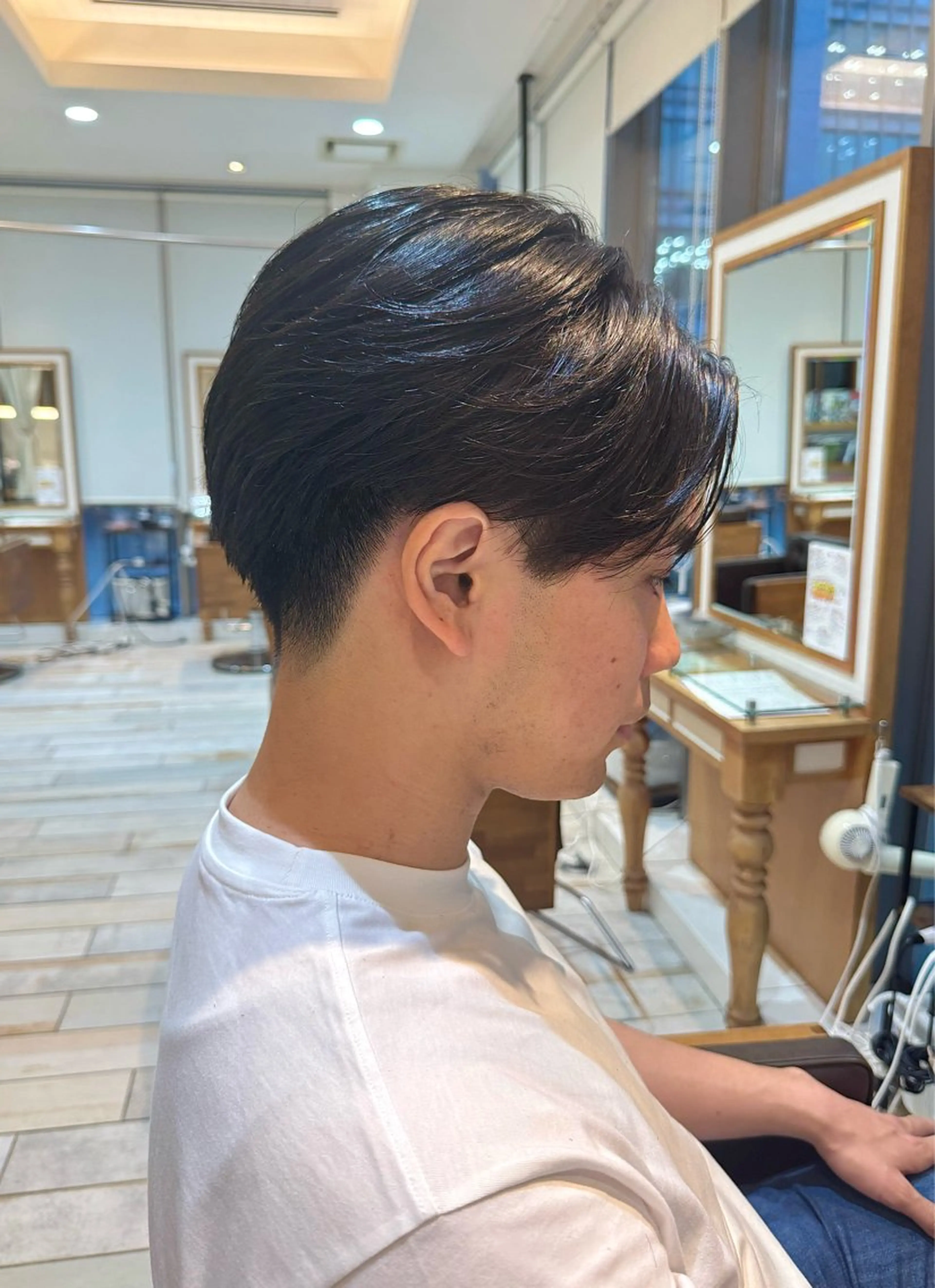 【メンズ】 本日空きあり‼︎ カット+高濃度炭酸シャンプー✨　眉カット＋500円の写真