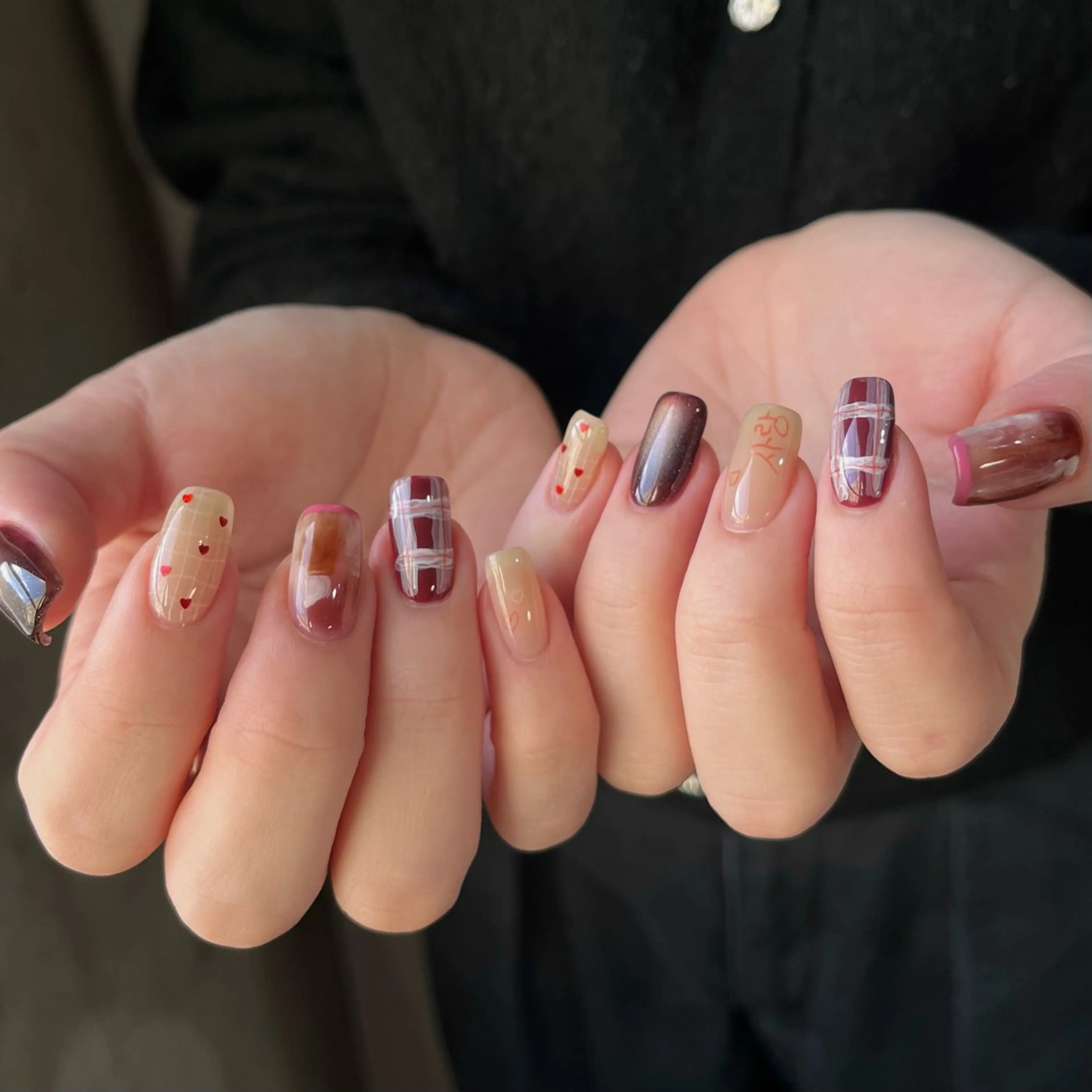 ネイル 韓国ネイル ニュアンスネイル バレンタイン ハンドネイル nails _ NATSUYOのネイルデザイン