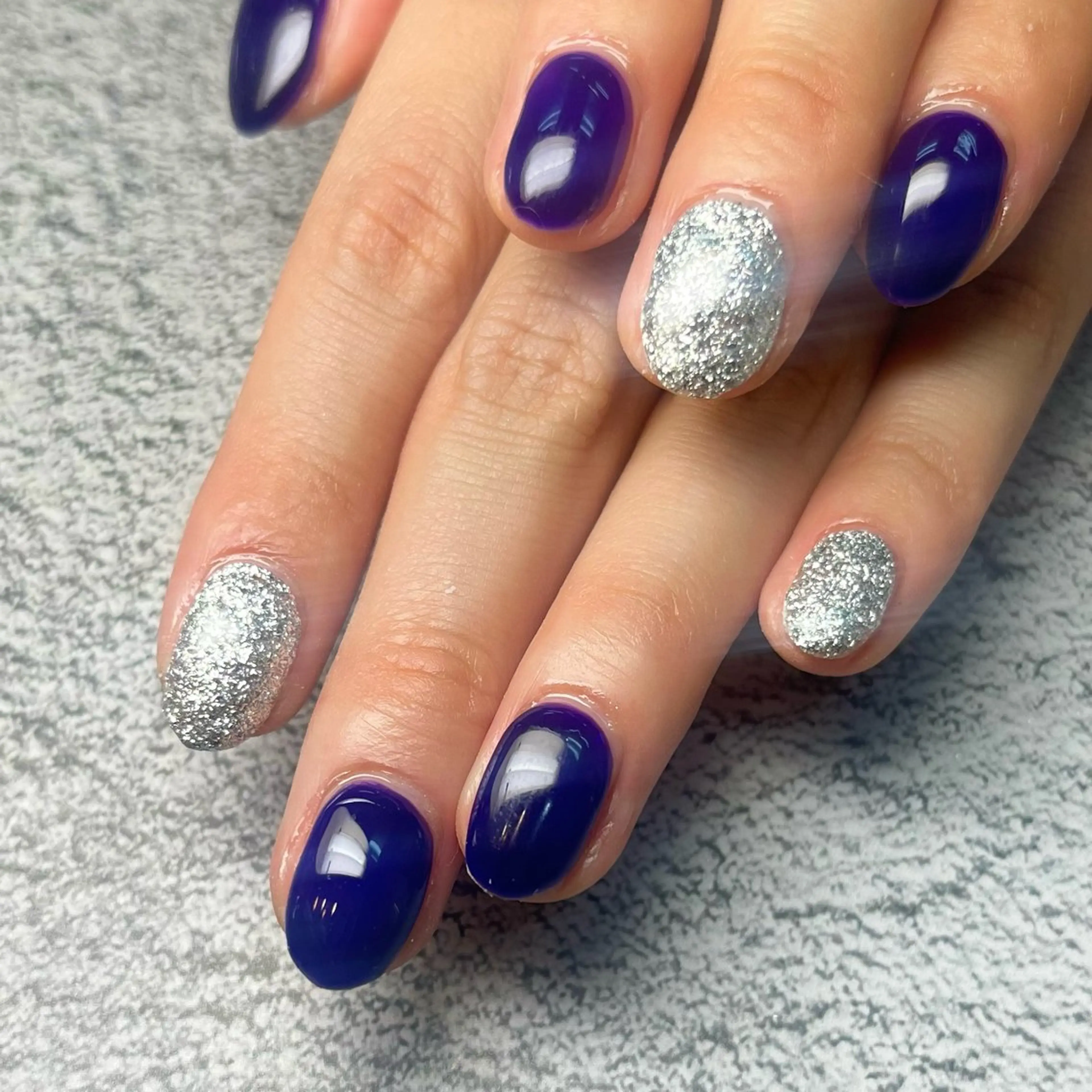 ネイル ハンドネイル Queen nail 北堀江 ASUKAのネイルデザイン