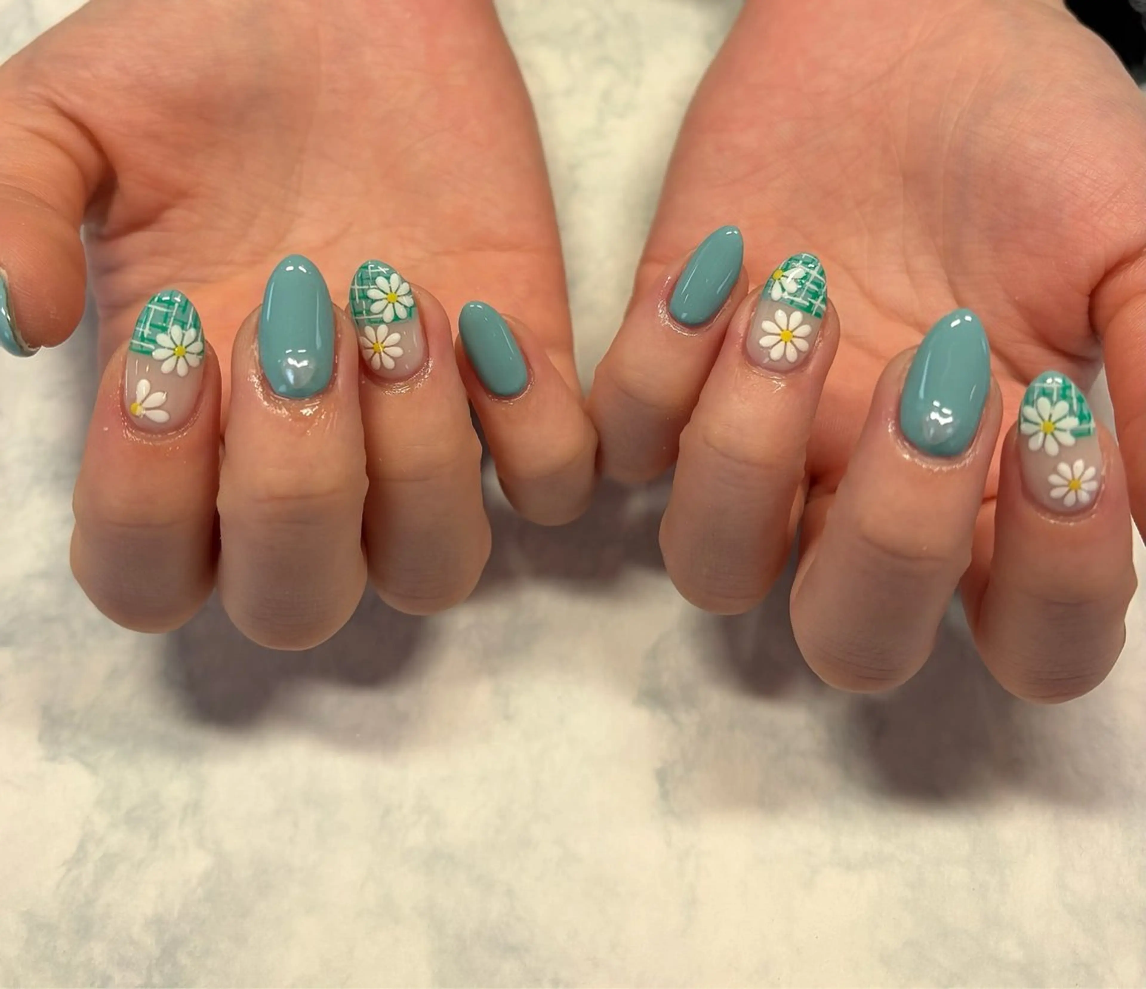 ネイル colors荻窪所属・colors 荻窪のネイルデザイン