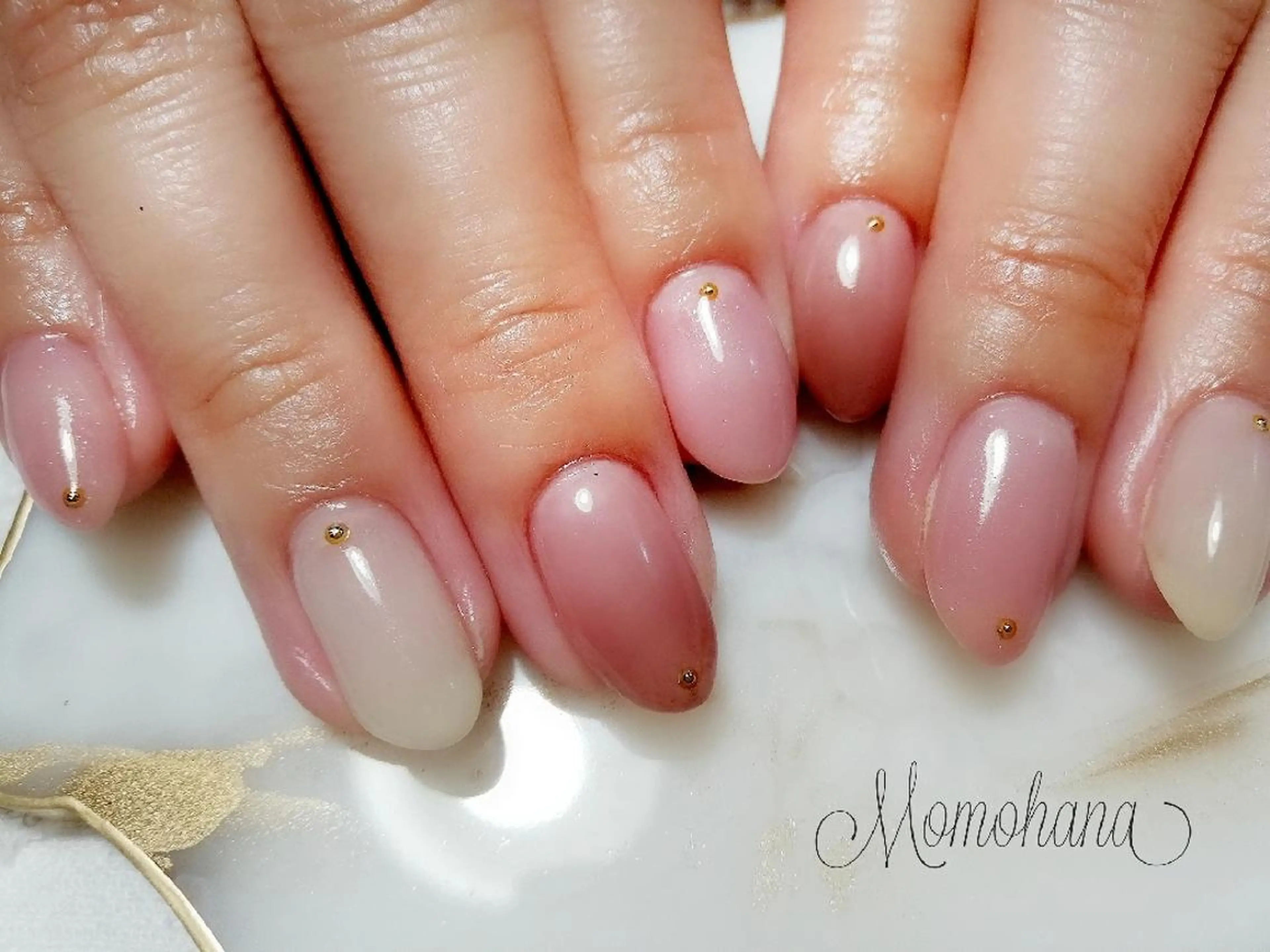 ネイル momohana  のネイルデザイン