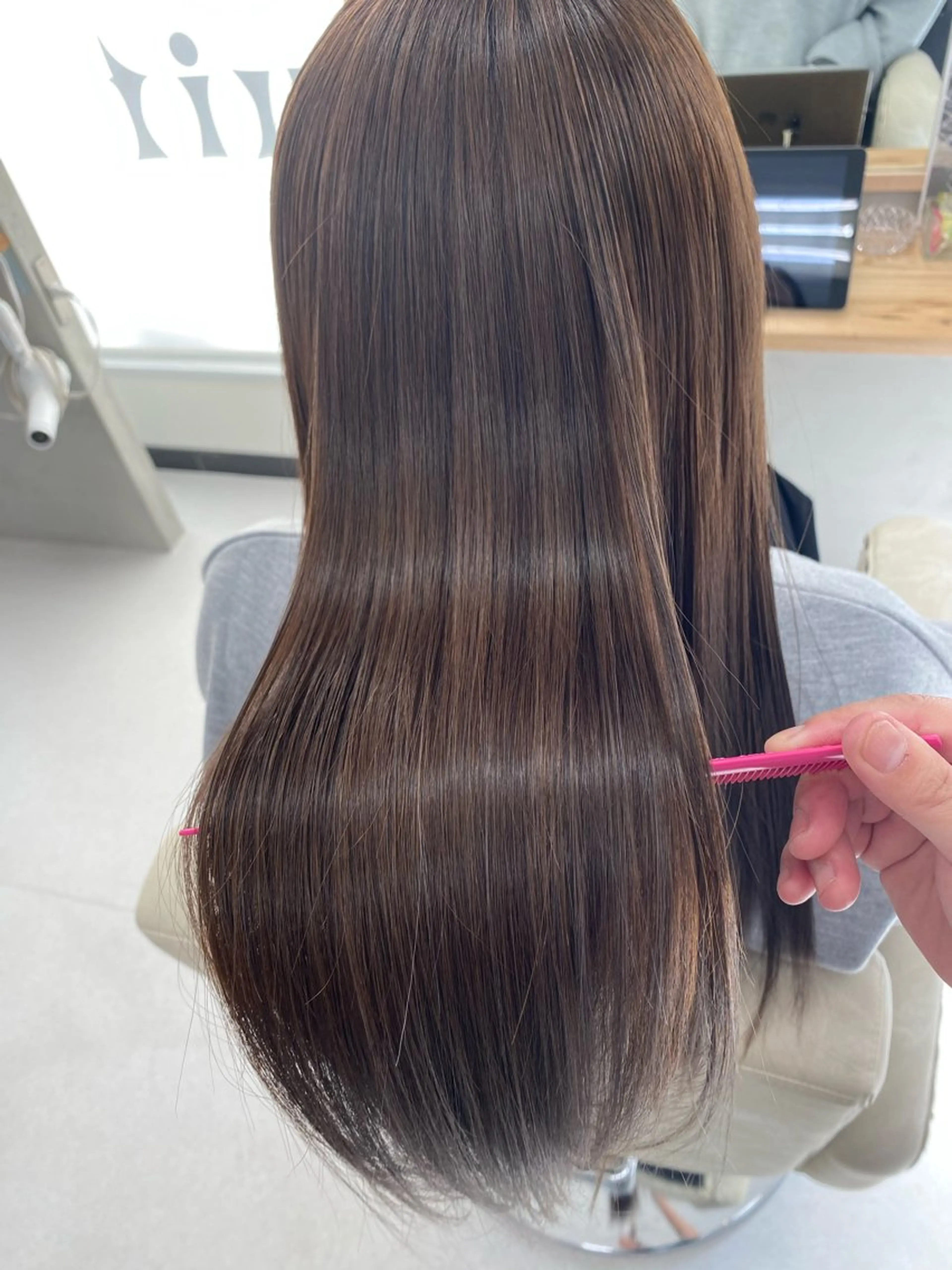 hair make huit8所属・ハイライト&ブリーチ 💇🏼‍♀MAHOのヘアスタイル