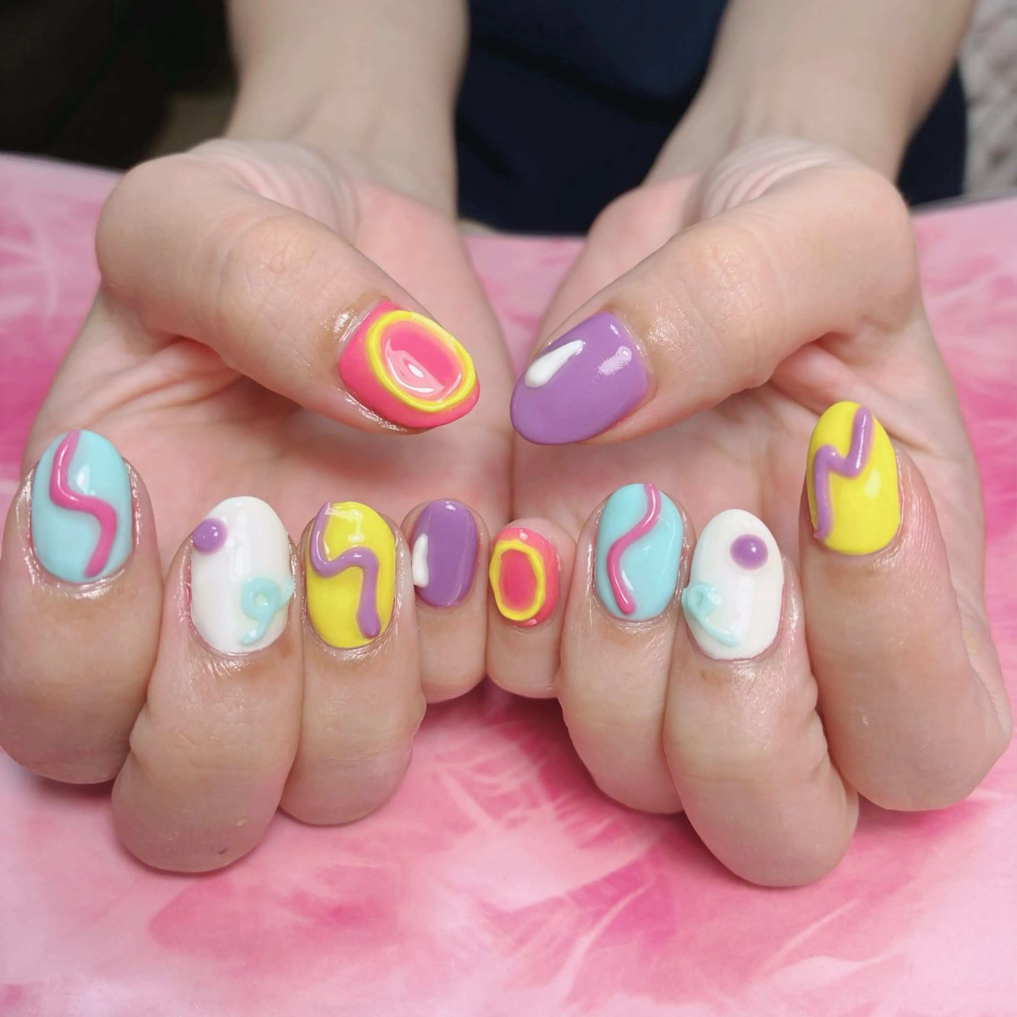 ミディアム ハンドネイル hs nail salonのネイルデザイン