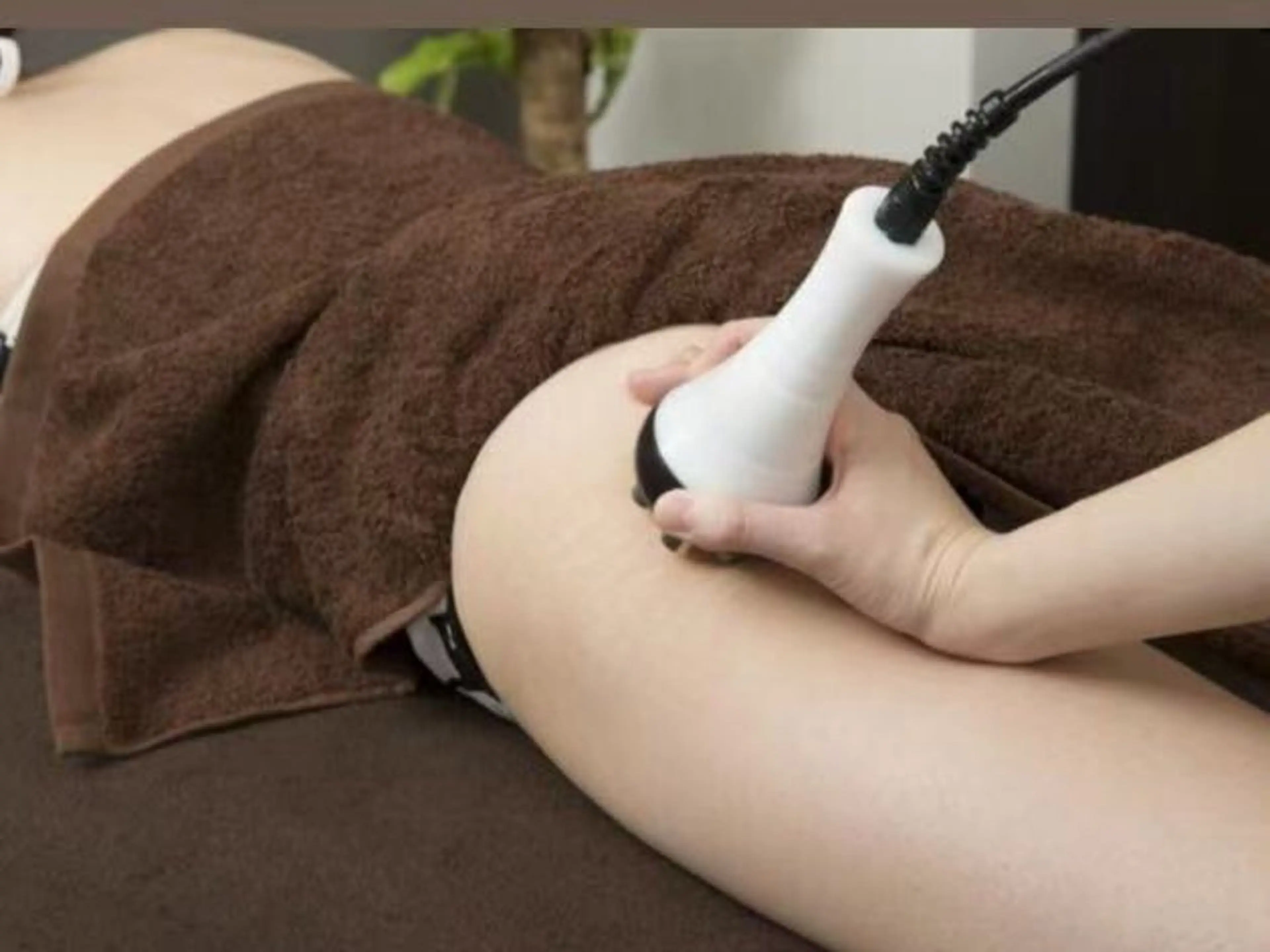 【美姿勢&ダイエット120分】ハイパー+キャビ+痩身アロマ(全身)+骨盤矯正+耳ツボジュエリー💎計120分の写真