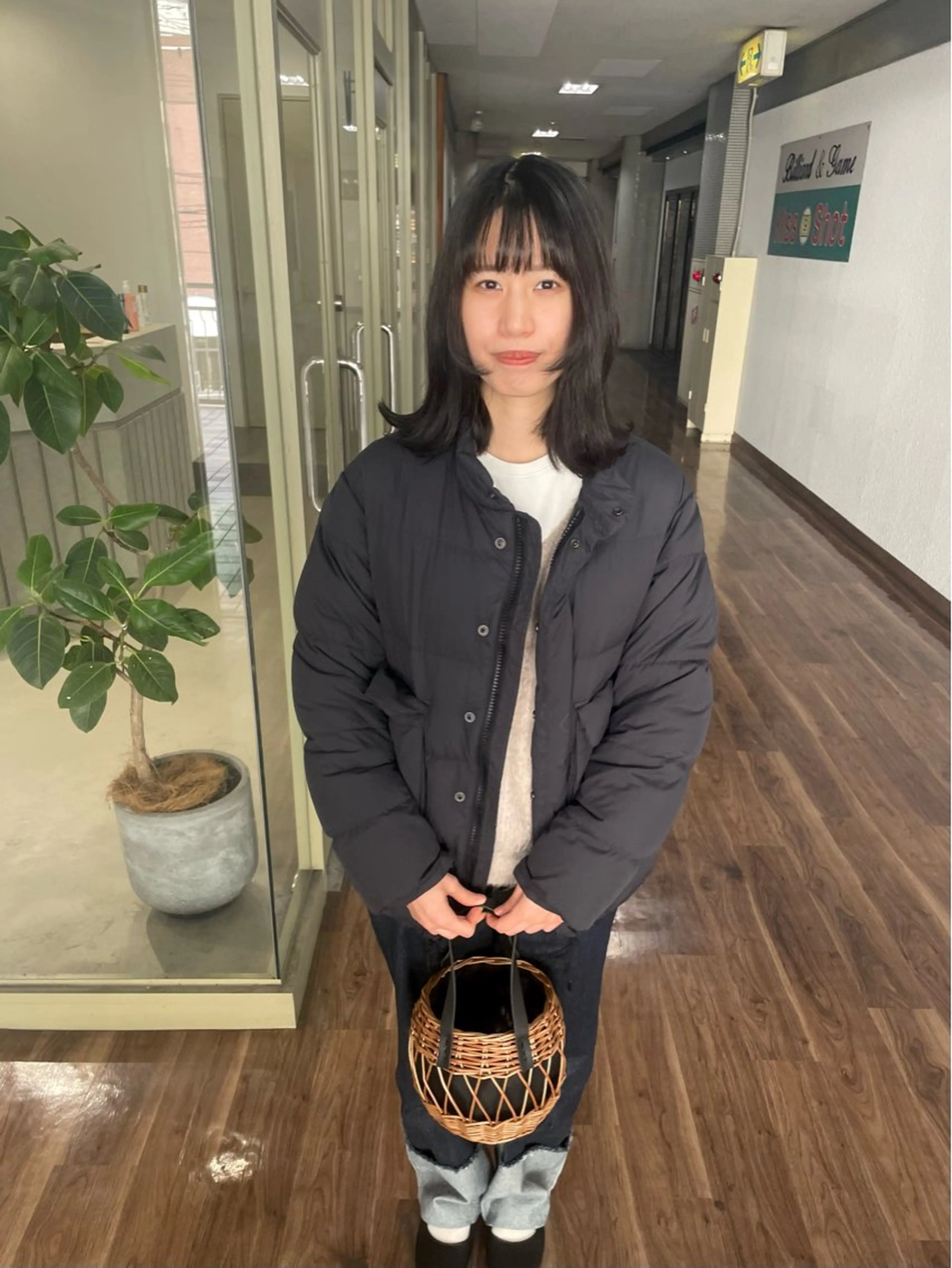 ミディアム カラー カットパーマモデル 山中 遥のヘアスタイル