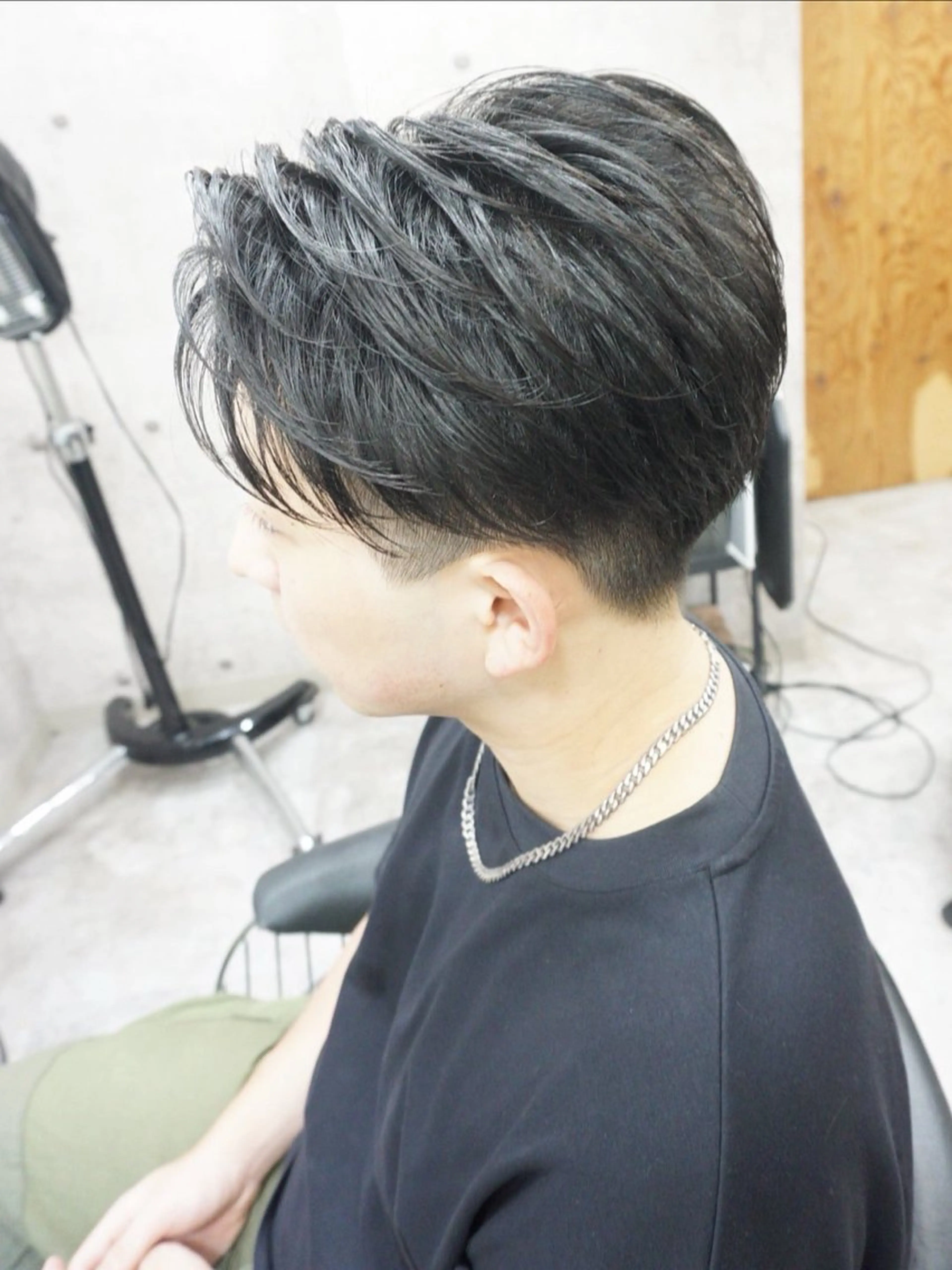 メンズ アップバング メンズパーマ カット パーマ hair teria ryu 大塚のヘアスタイル