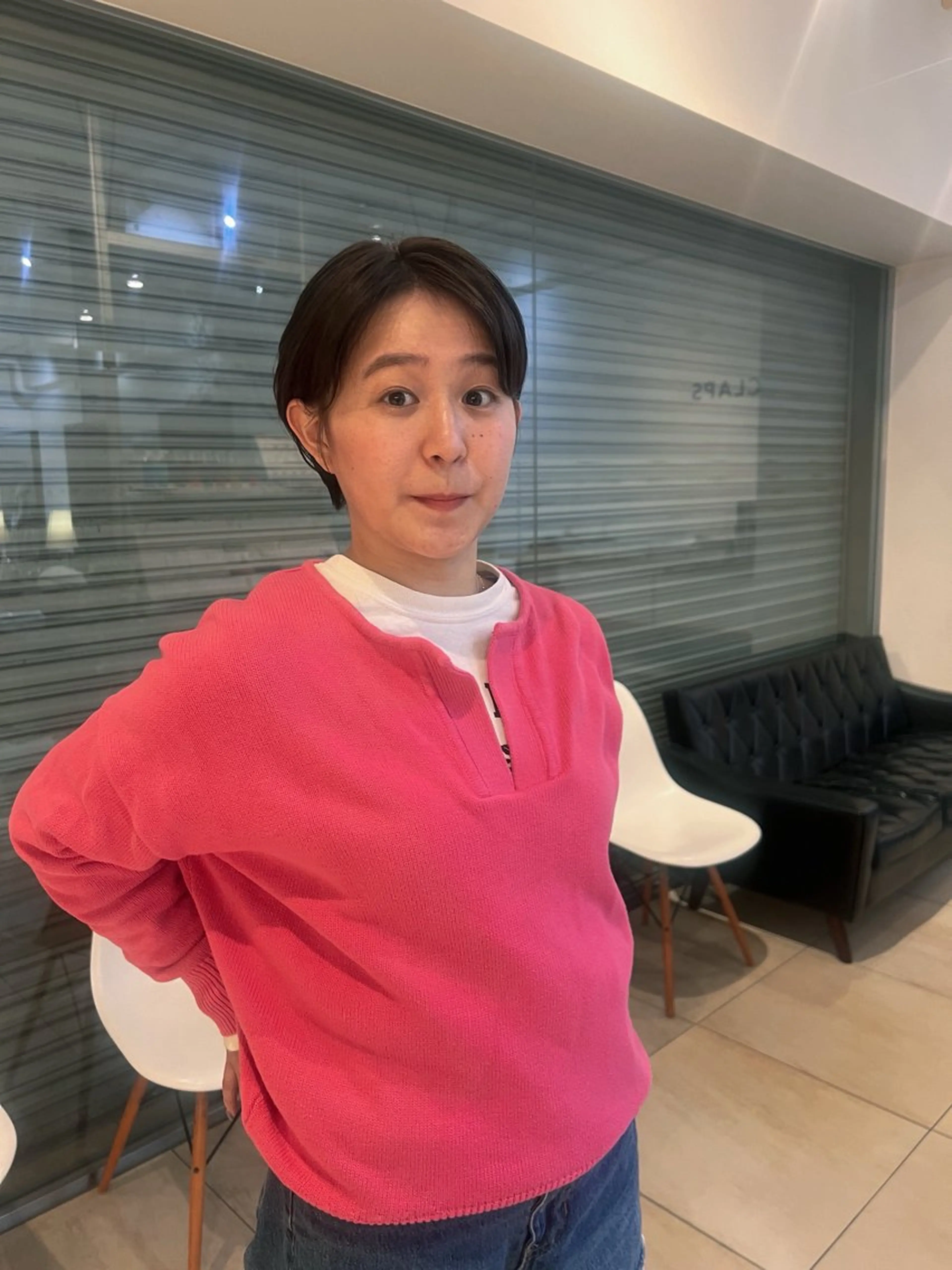 ショート シースルーバング リリカ🐈‍⬛ブリー チカラー/上永谷のヘアスタイル