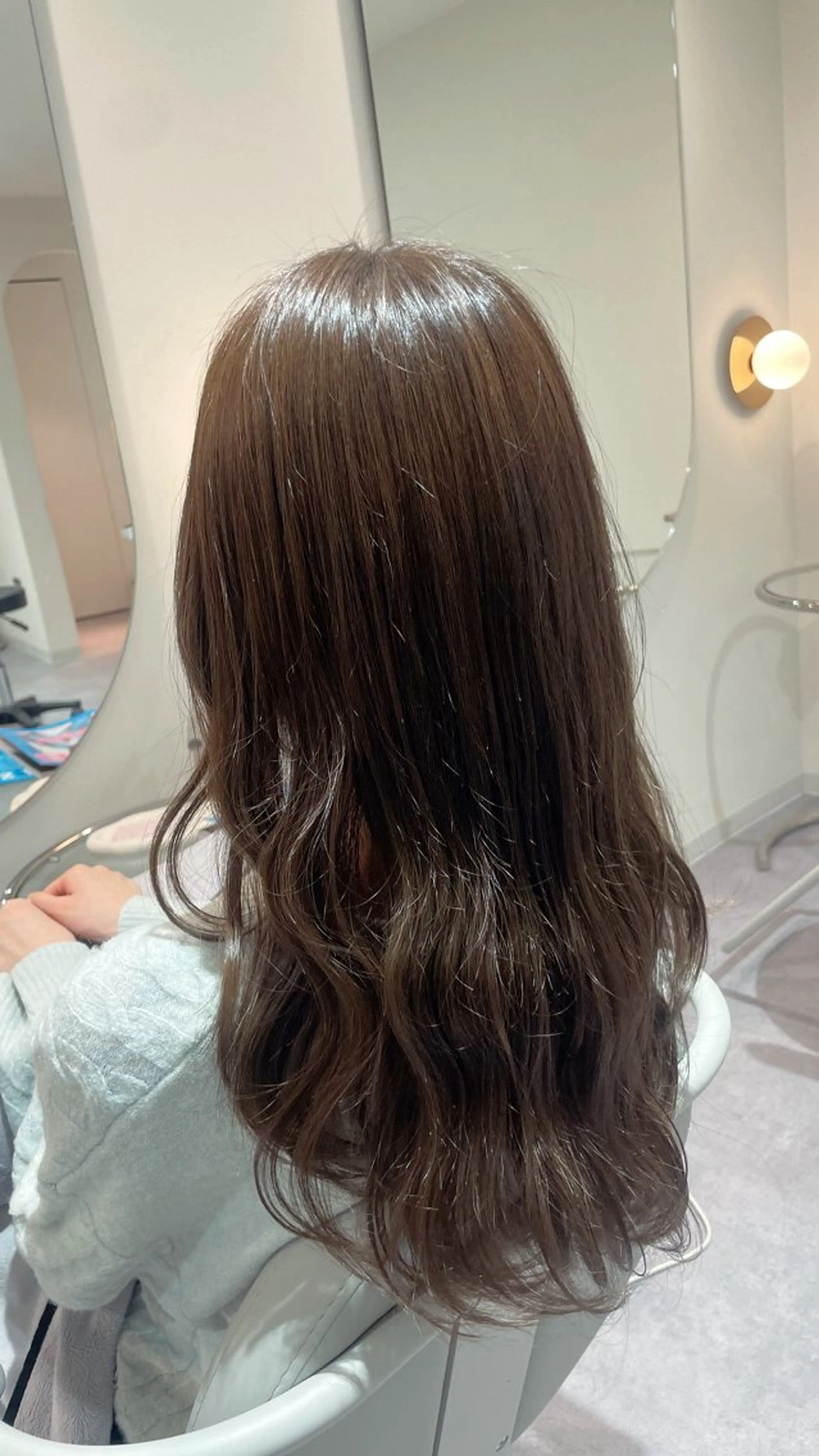 ロング 廣岡 采音のヘアスタイル