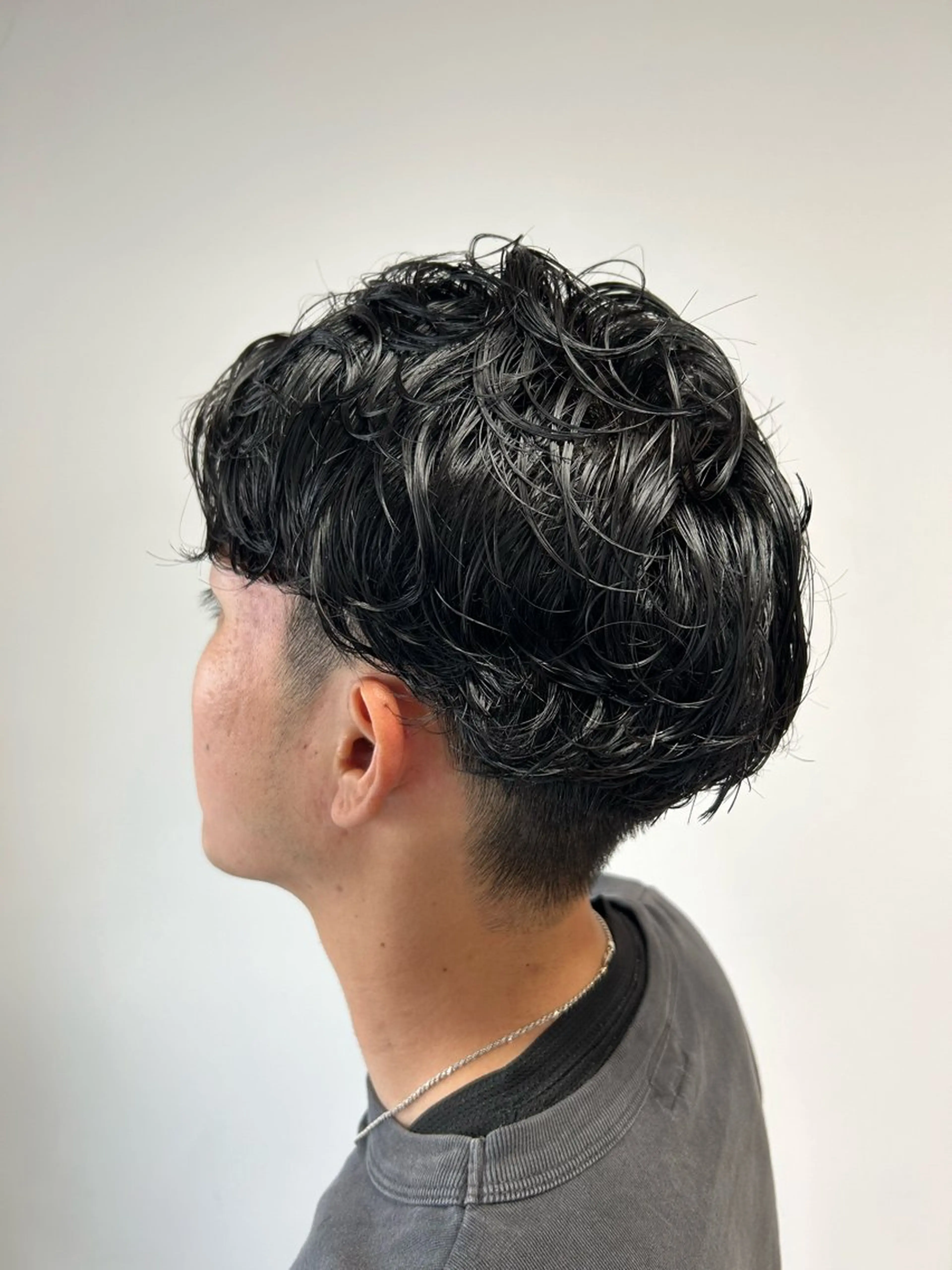 ショート パーマ メンズ 相澤 拳のヘアスタイル