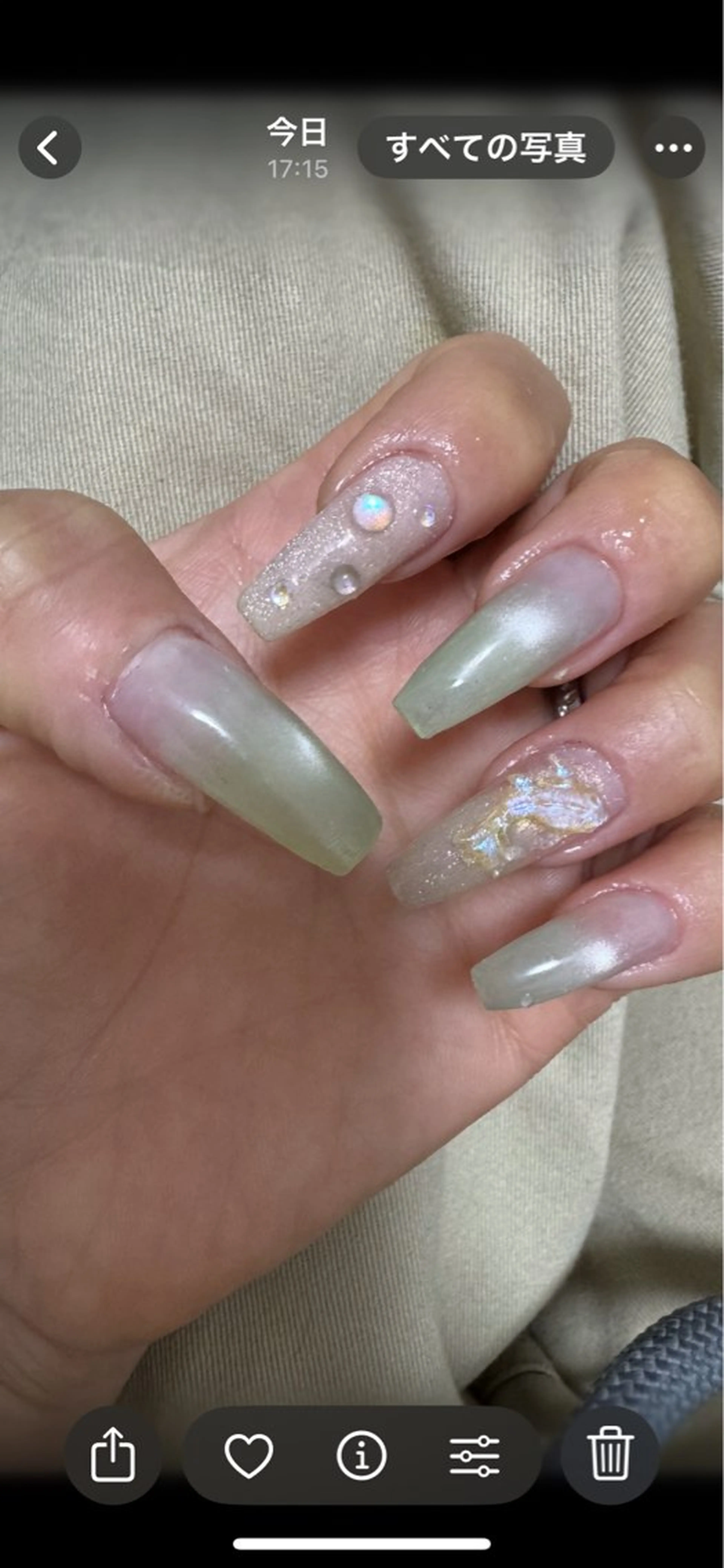 ネイル AB マツエクネイルサロン2号店所属・金子 希のネイルデザイン