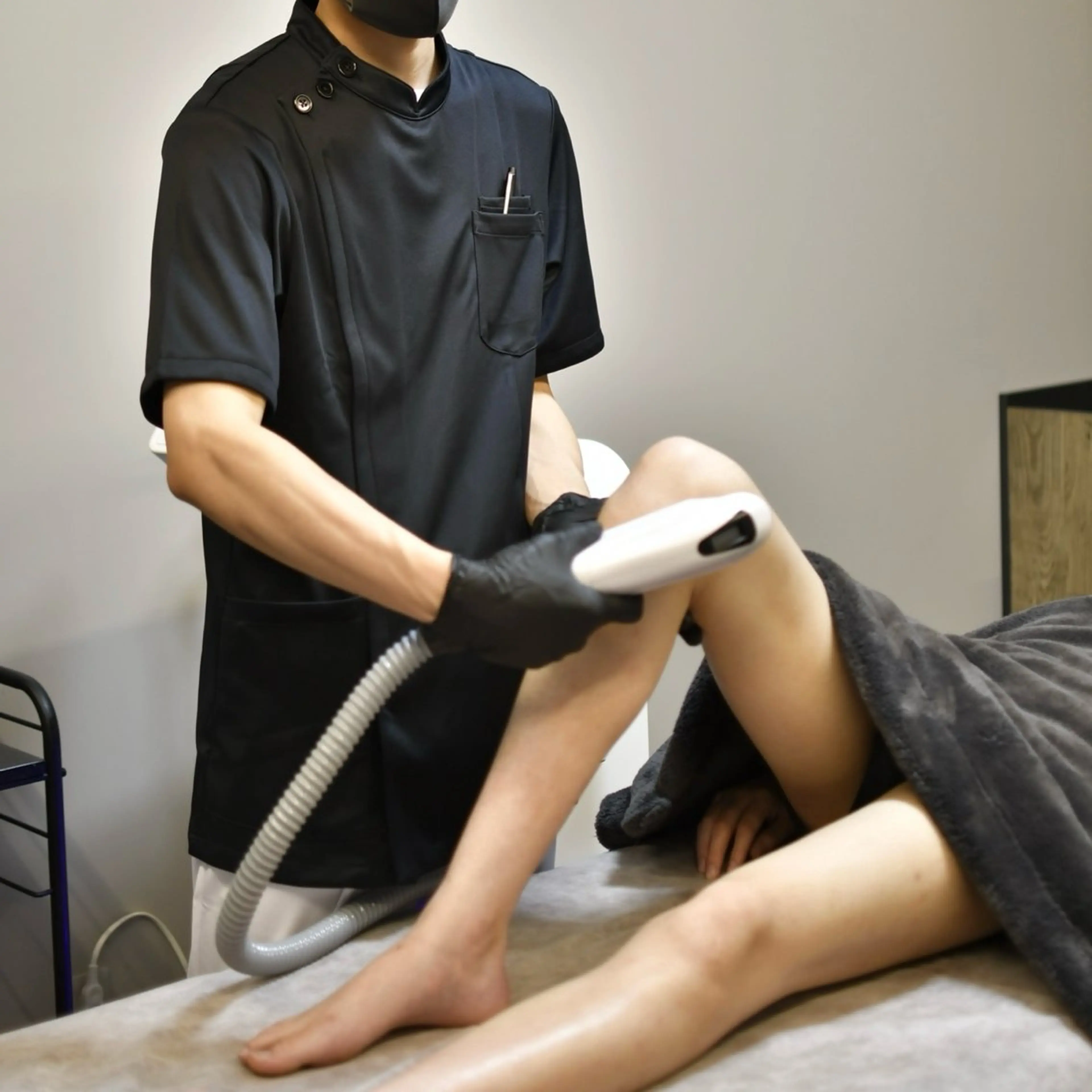 【メンズ限定】脚脱毛（両脚付け根​〜​指先まで）🦵オシャレ男子急増中🔥の写真