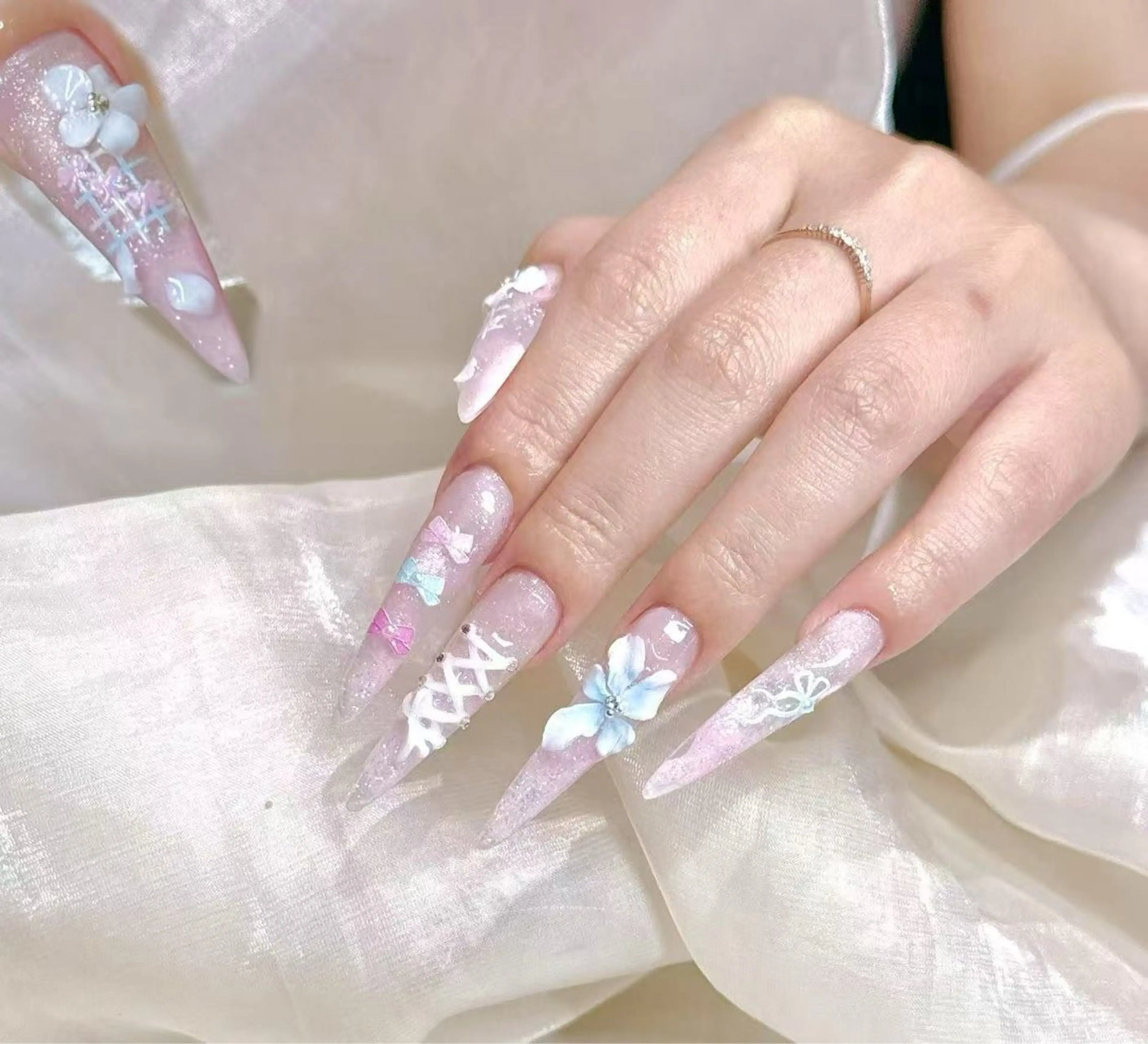 ネイル ハンドネイル リン リンのネイルデザイン