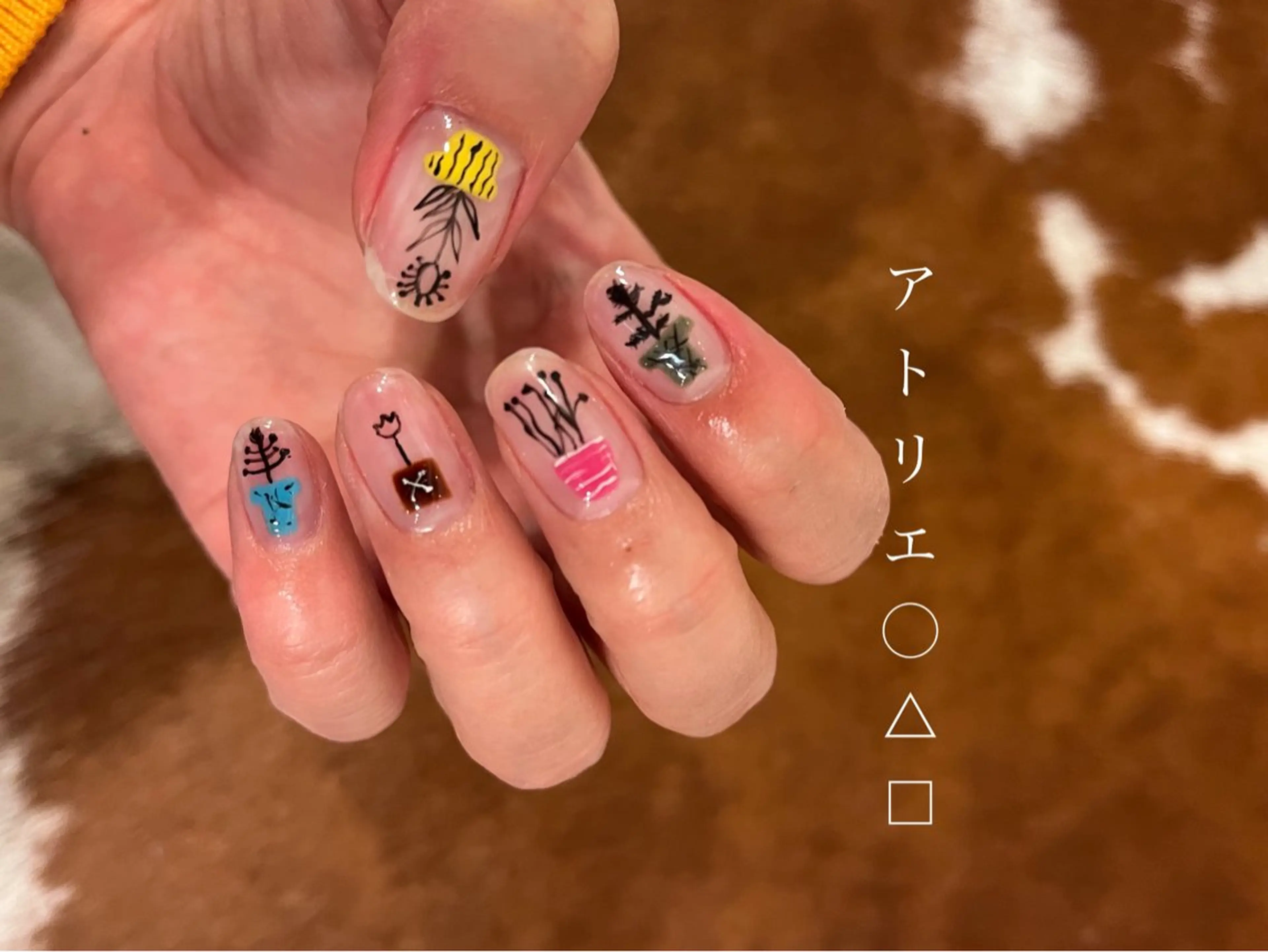 ネイル ハンドネイル アトリエ ○△□のネイルデザイン