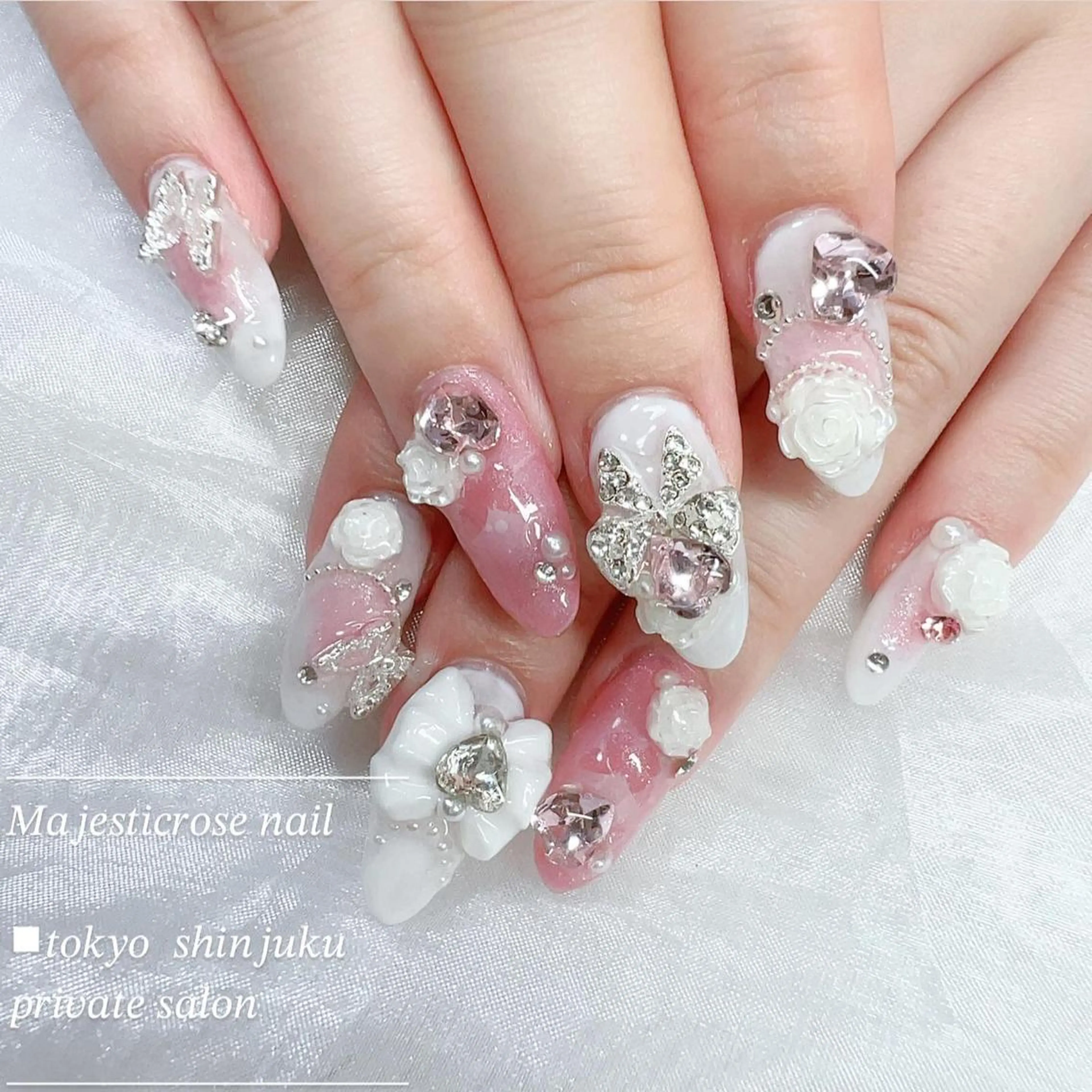 ネイル Rire_eye+beauty_nail所属・Rire_ nail_yukiのネイルデザイン