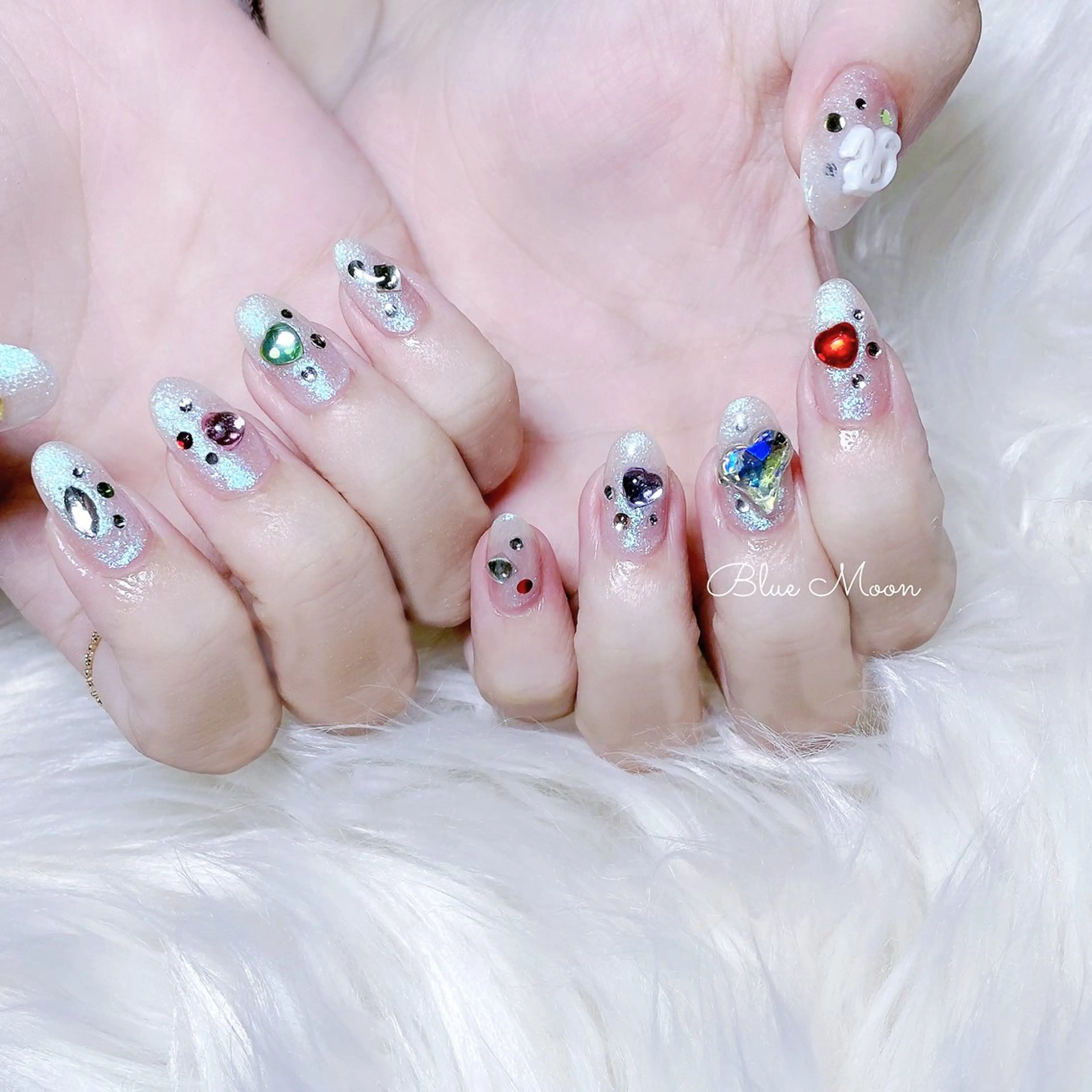 ネイル ハンドネイル フットネイル ハンドケア nail salon Blue Moonのネイルデザイン